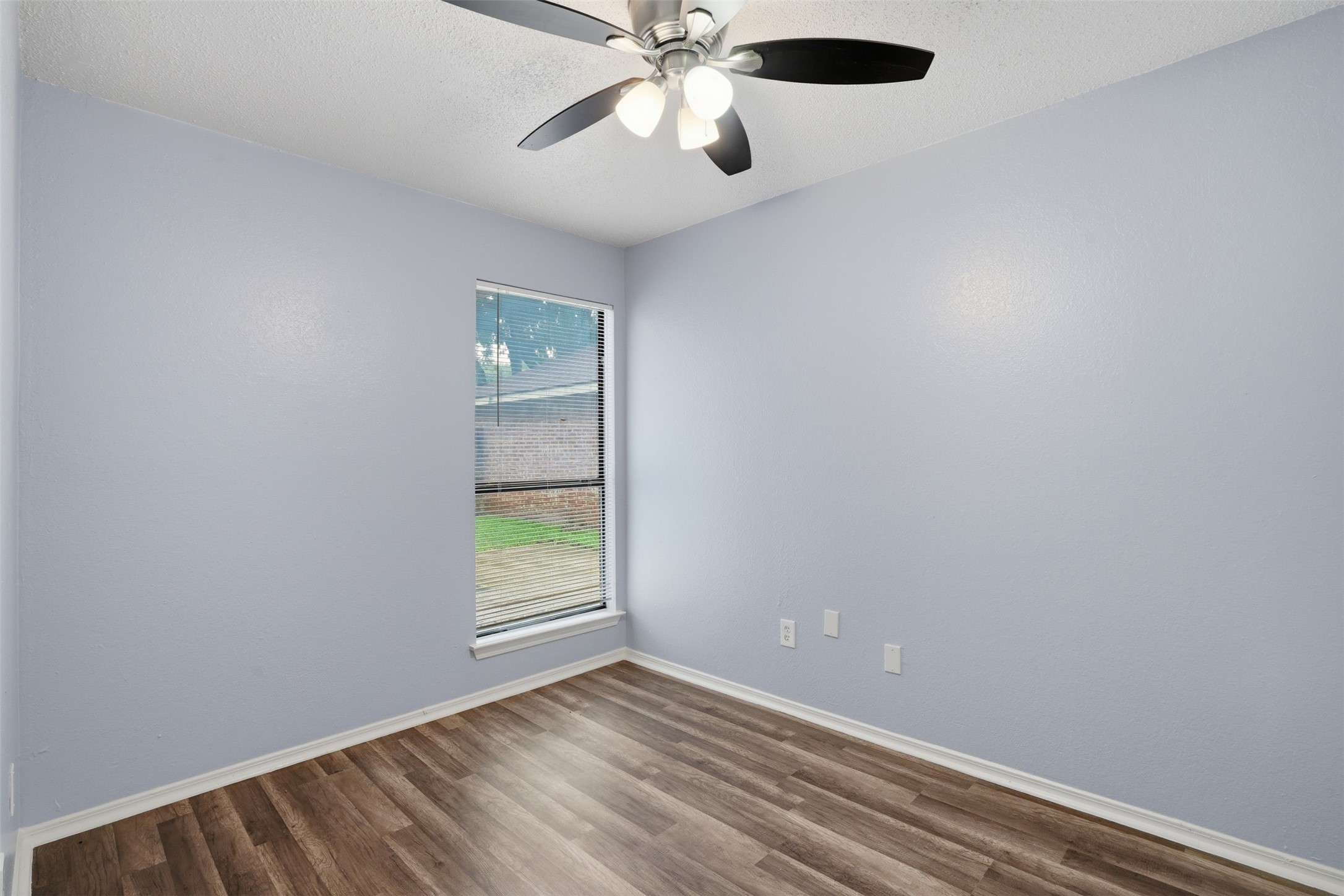 2540 Winter Oak Street Dallas TX 75227