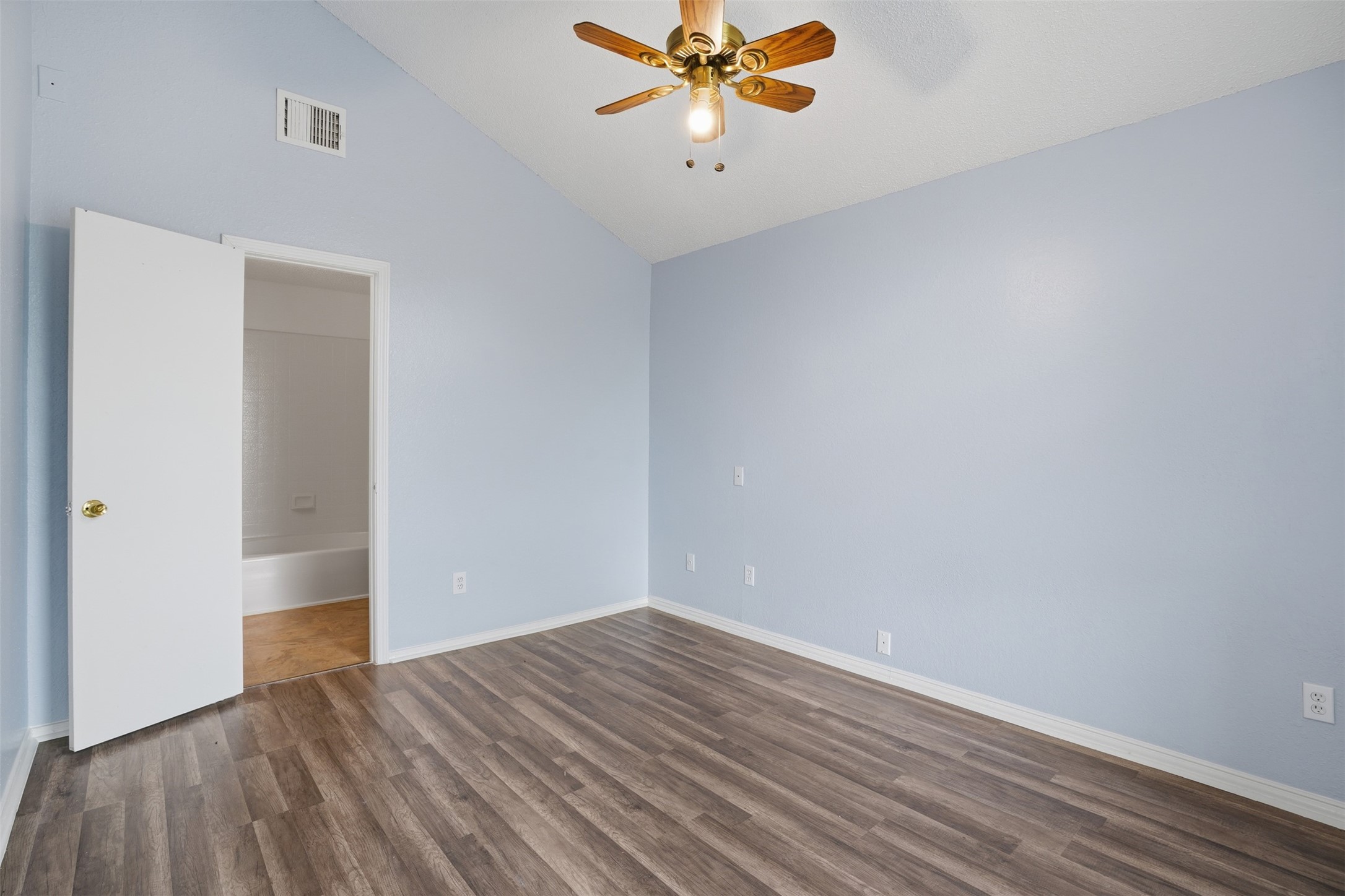 2540 Winter Oak Street Dallas TX 75227