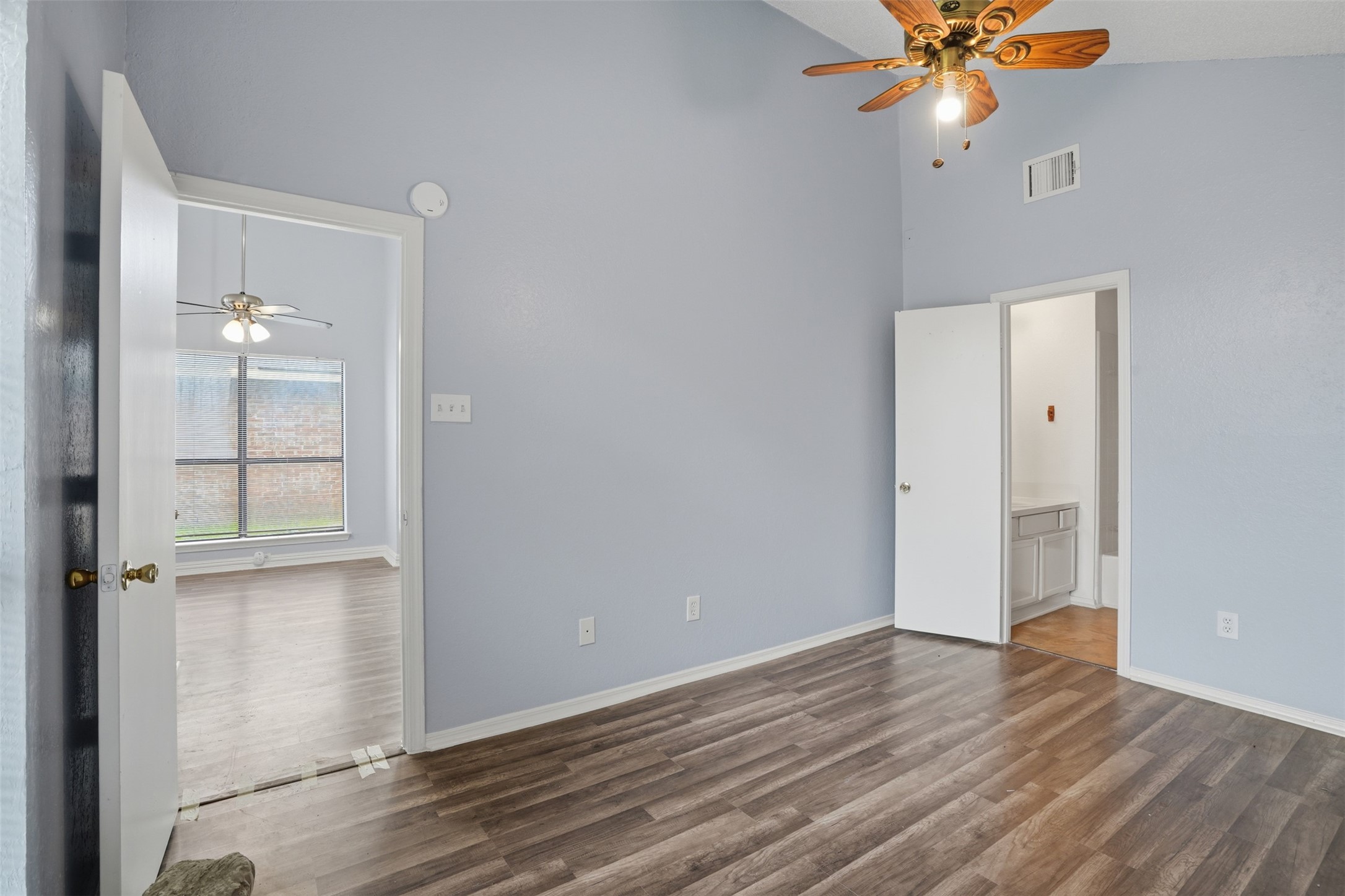 2540 Winter Oak Street Dallas TX 75227