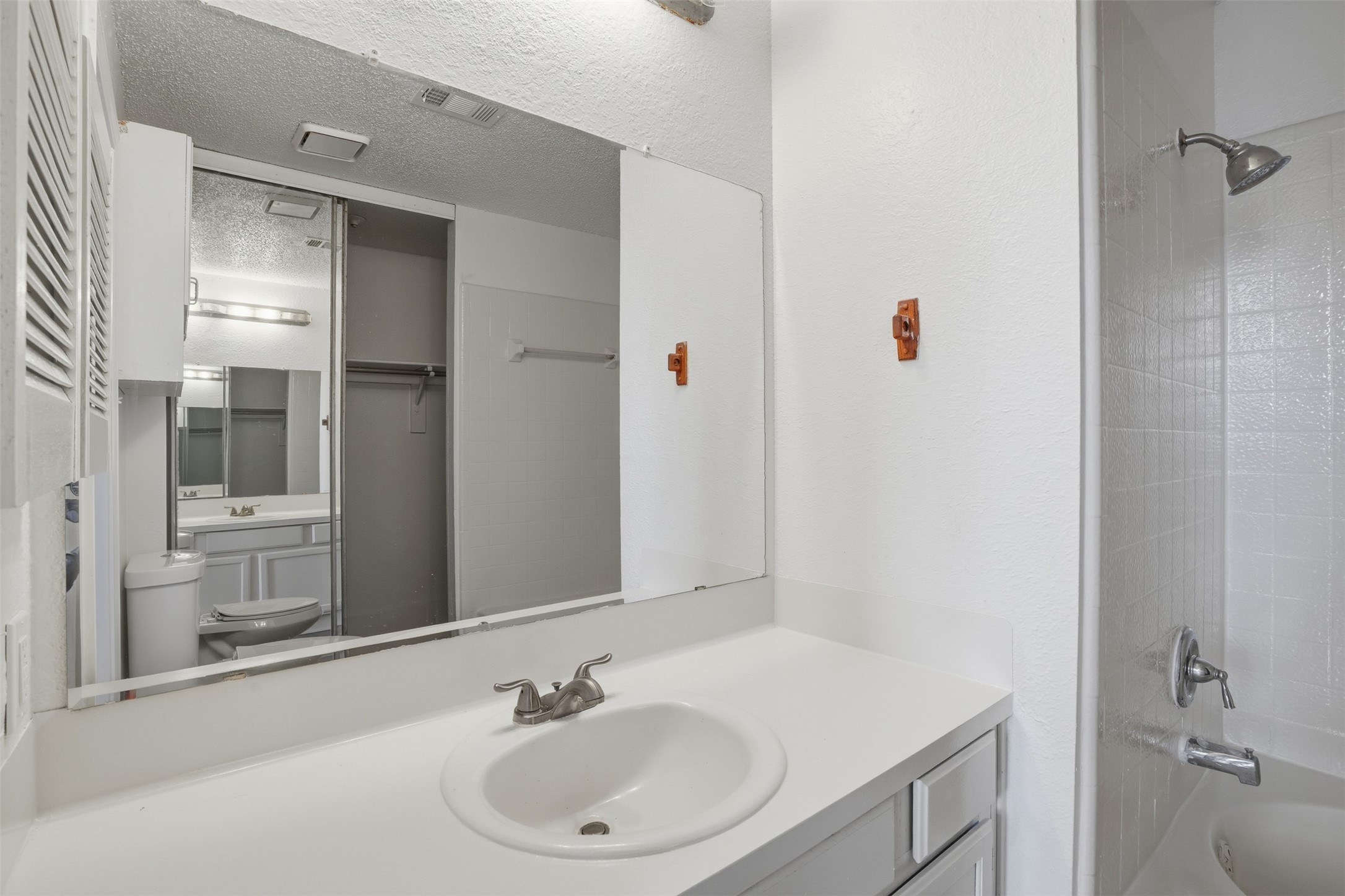 2540 Winter Oak Street Dallas TX 75227