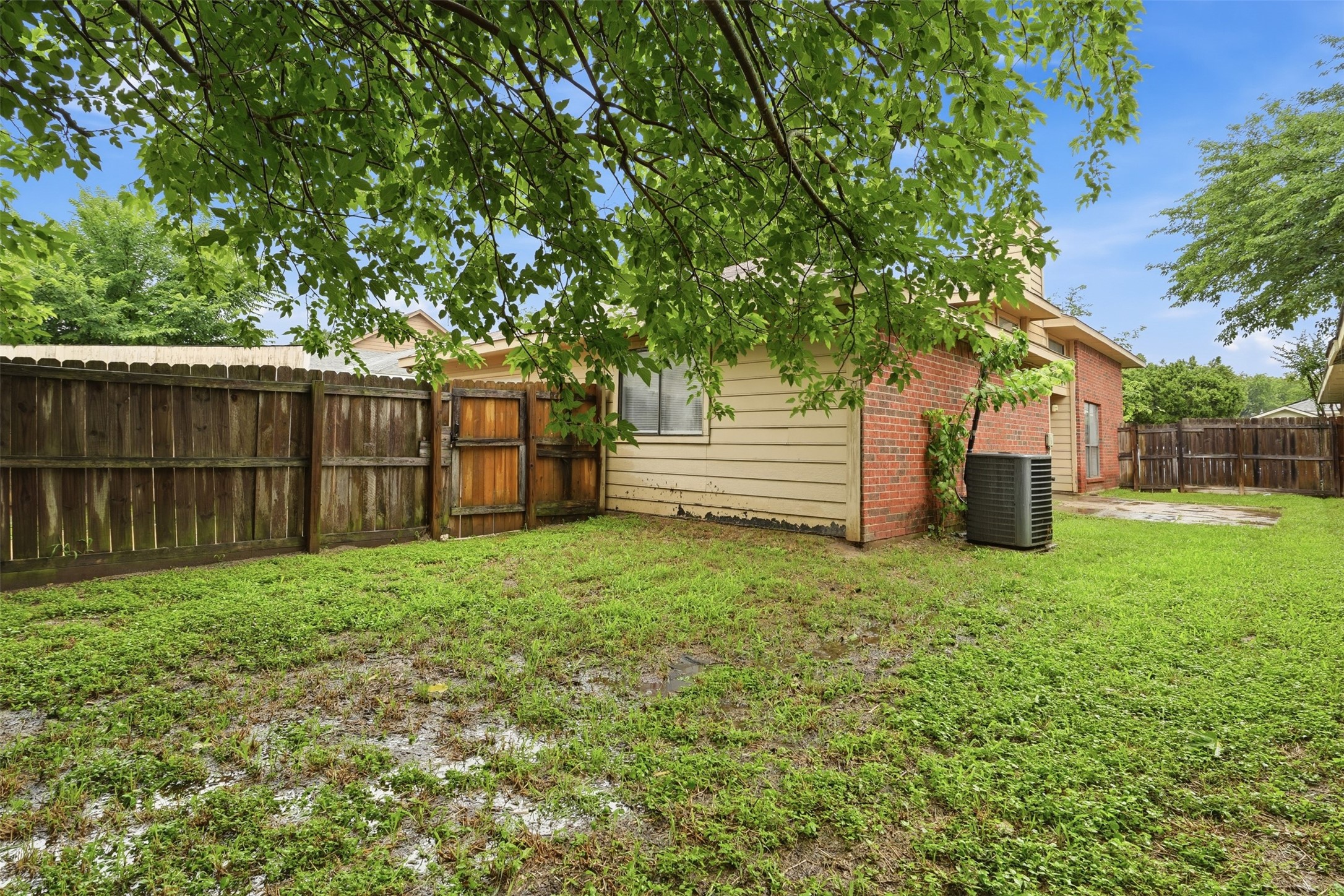 2540 Winter Oak Street Dallas TX 75227