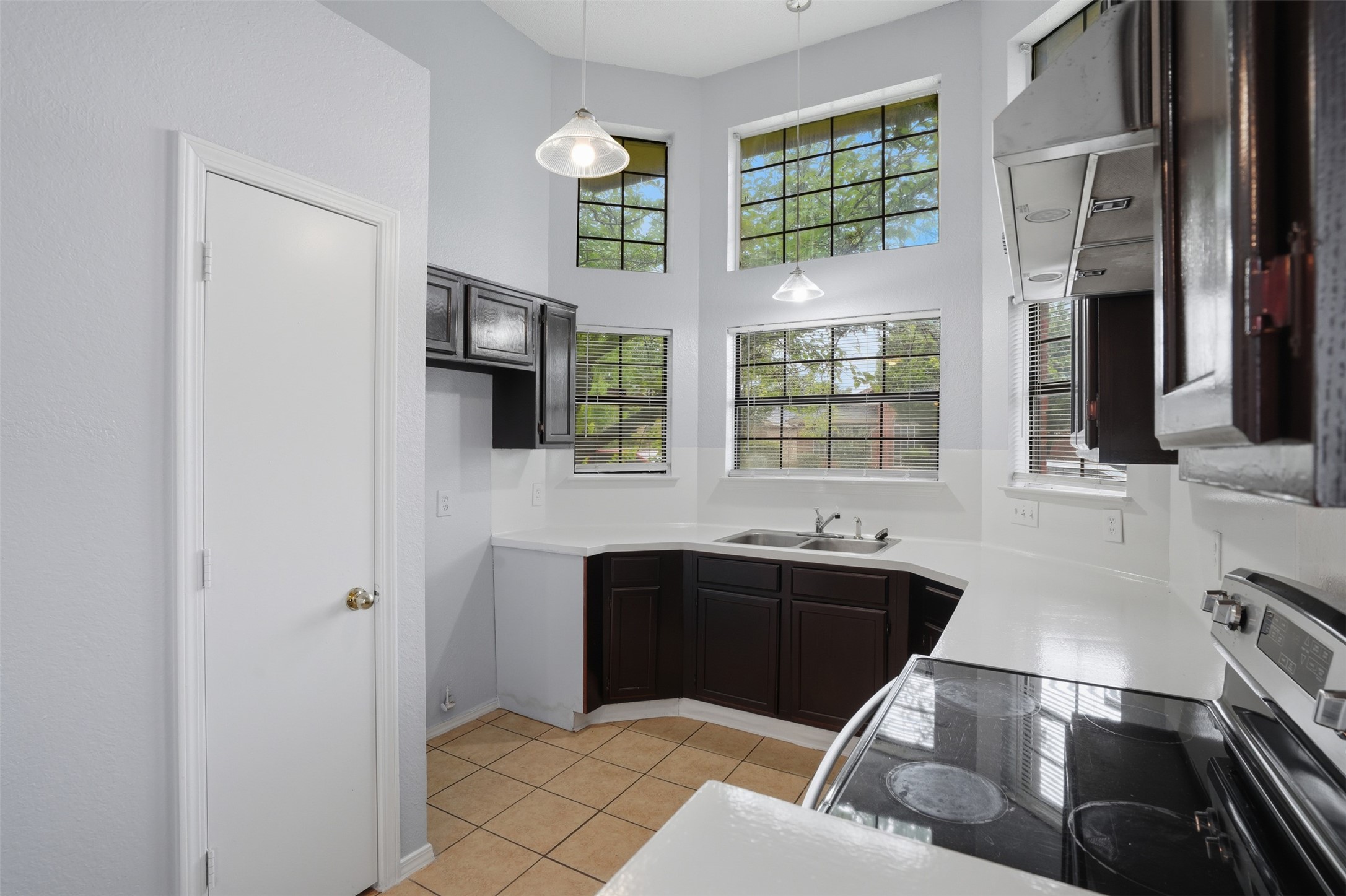 2540 Winter Oak Street Dallas TX 75227