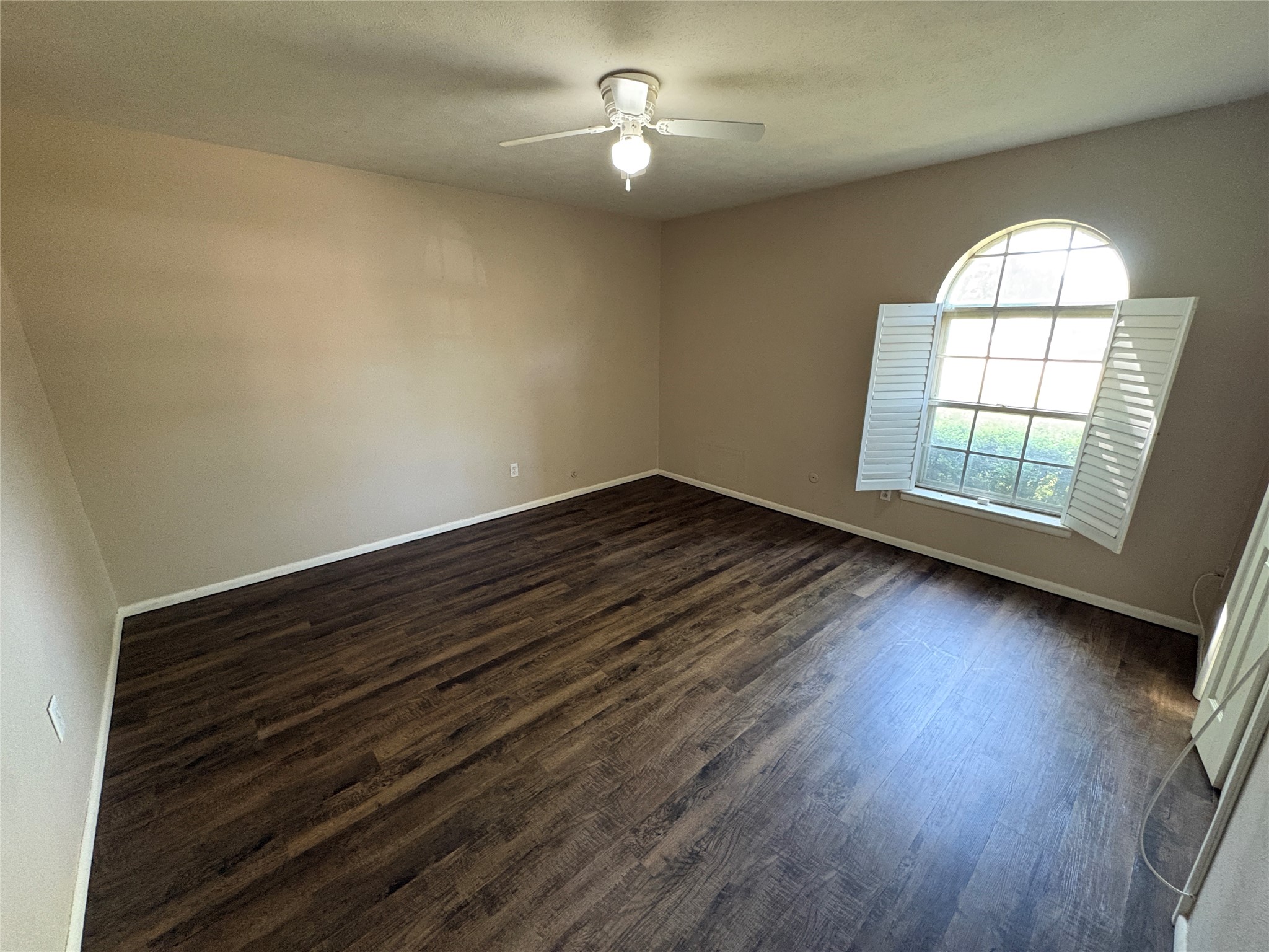 1111 Duane Street Benbrook TX 76126