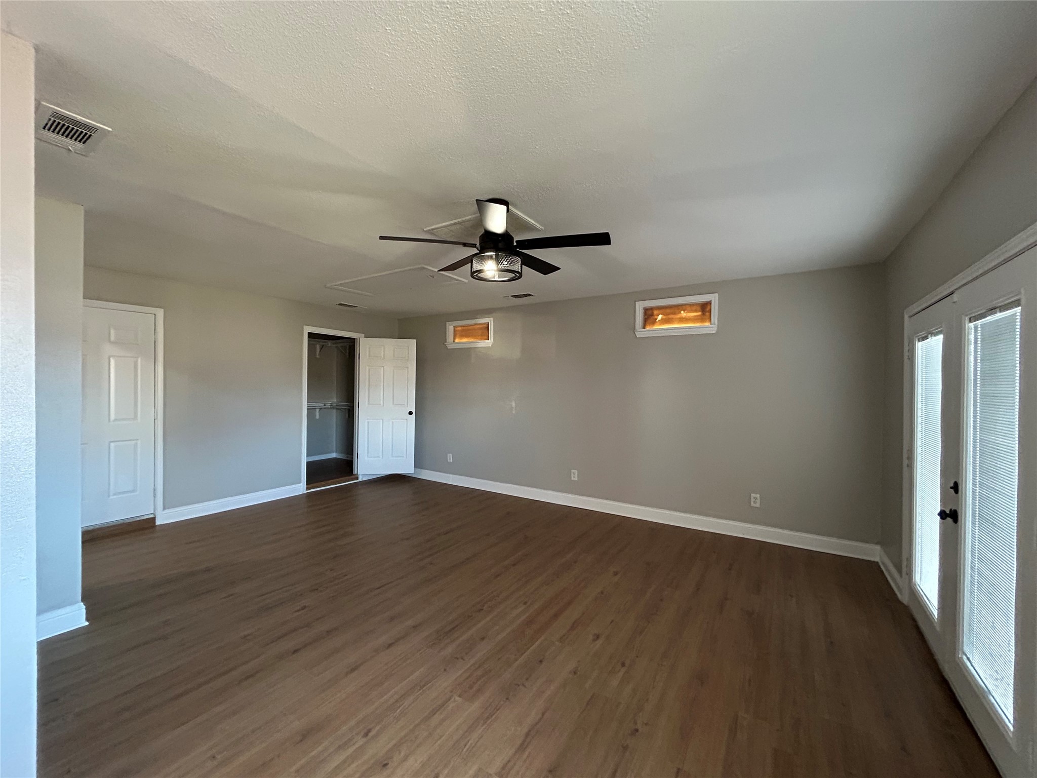 5929 Gayle Drive Watauga TX 76148