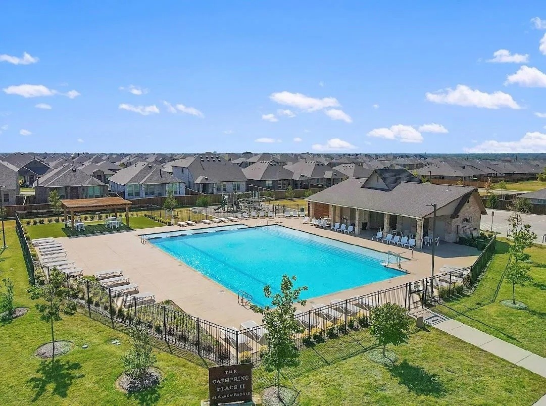 1245 Waggoner Drive Aubrey TX 76227