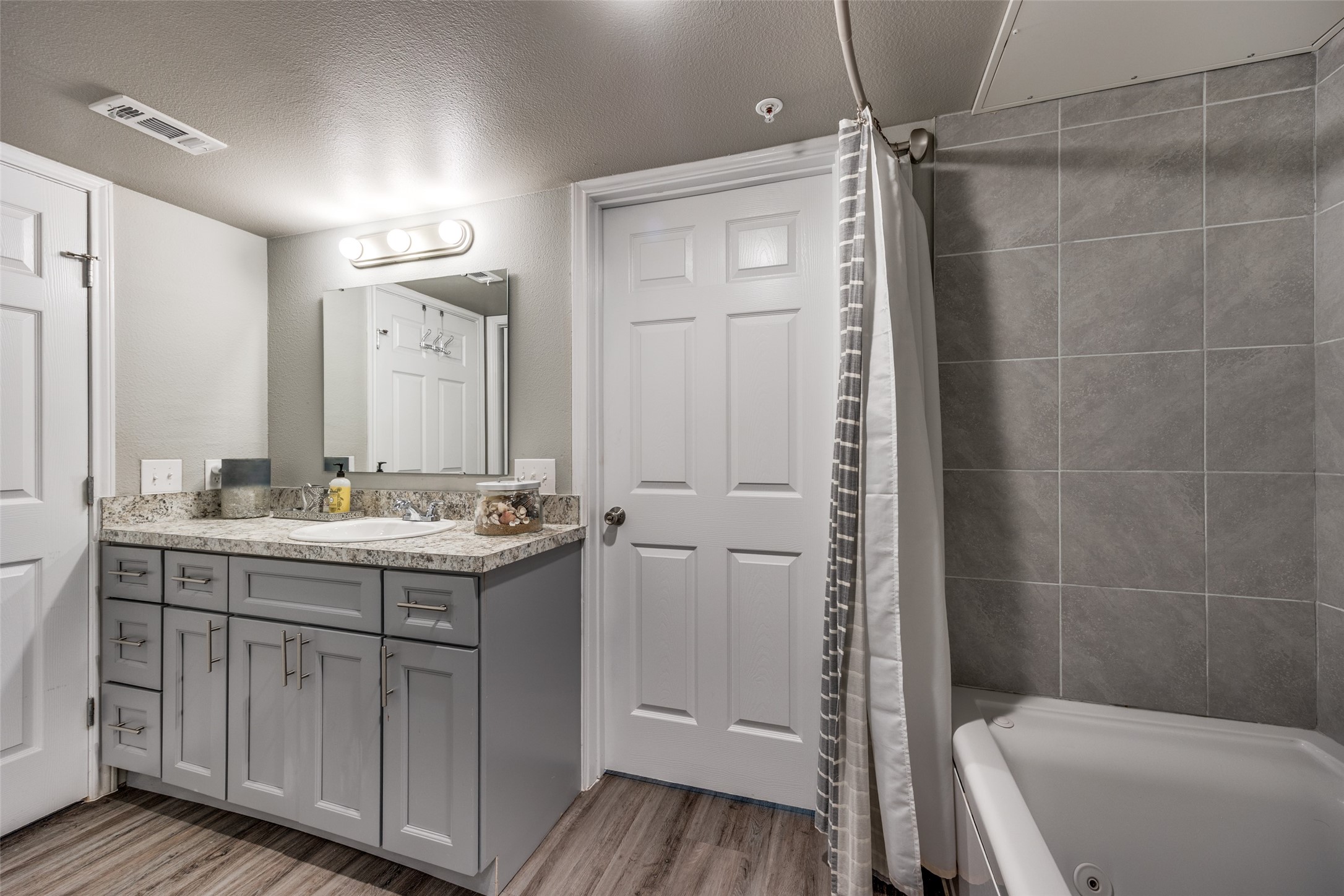6108 Abrams Road Dallas TX 75231