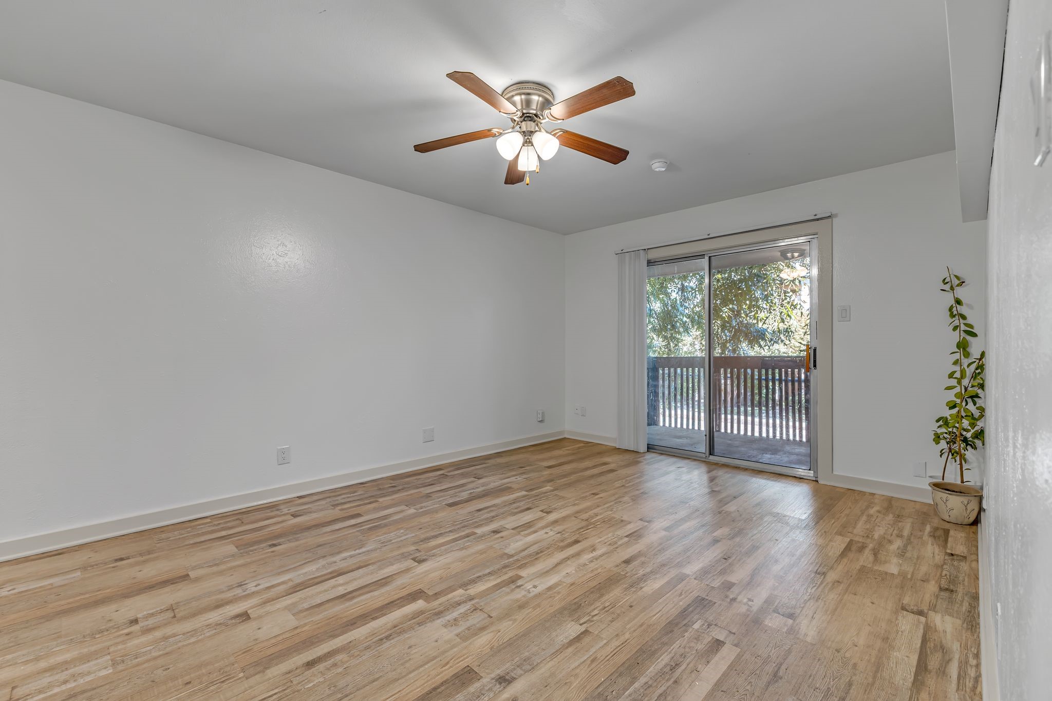 4837 Cedar Springs Road Dallas TX 75219