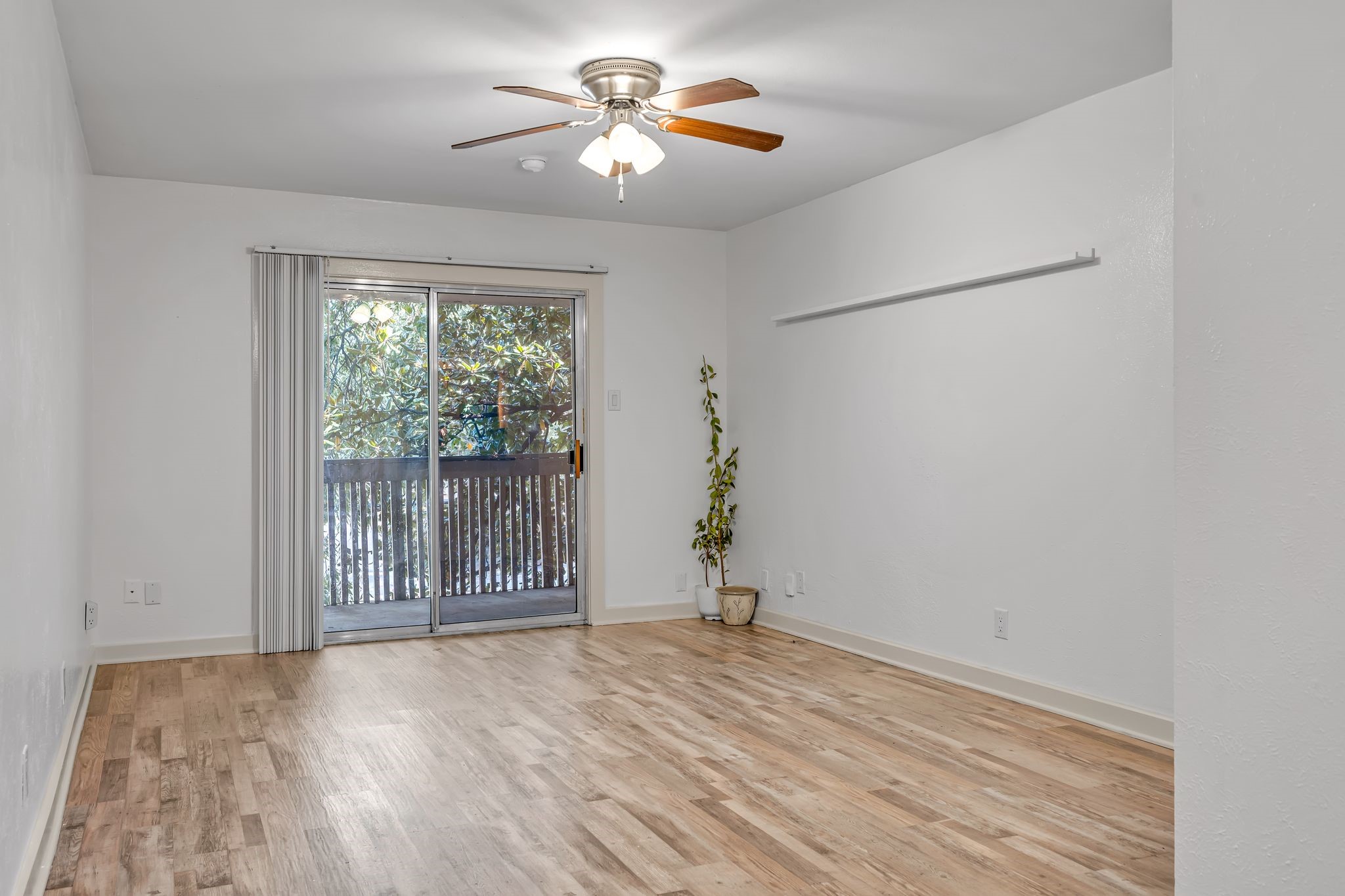 4837 Cedar Springs Road Dallas TX 75219