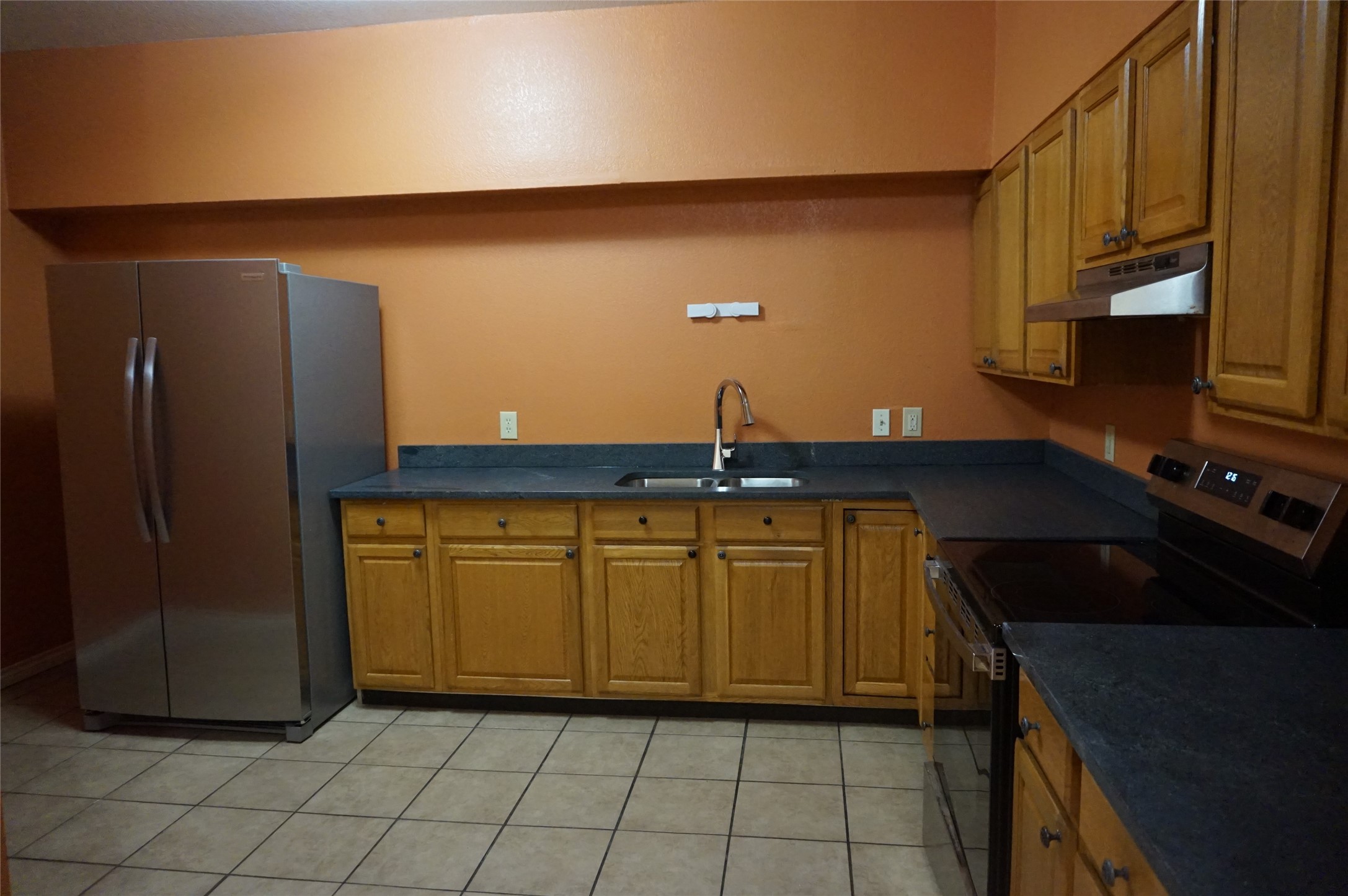 2611 Fernwood Avenue Dallas TX 75216