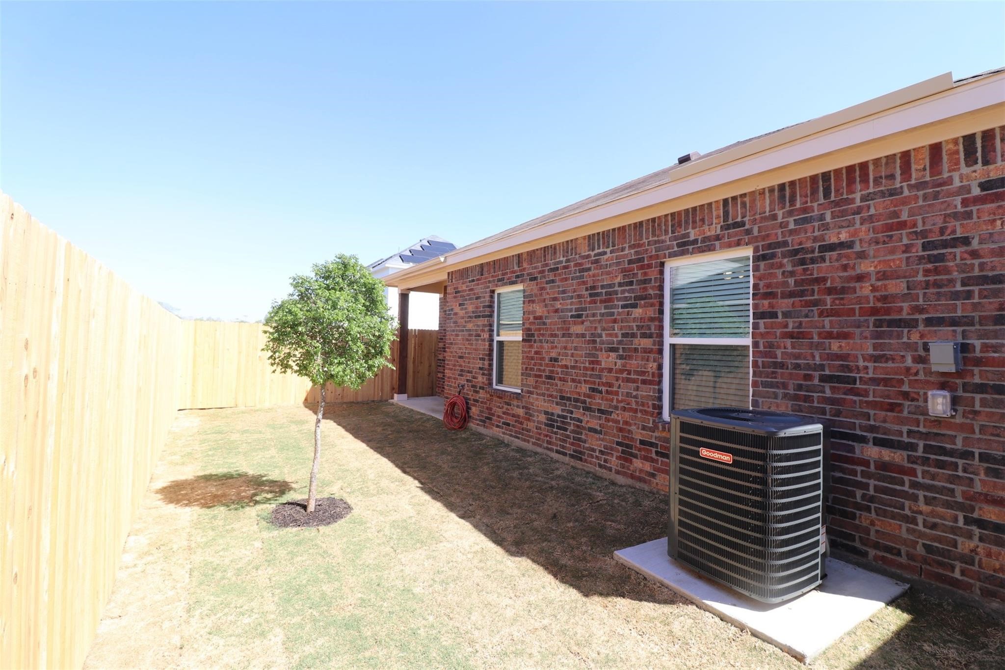 232 Michelle Drive Grand Prairie TX 75051