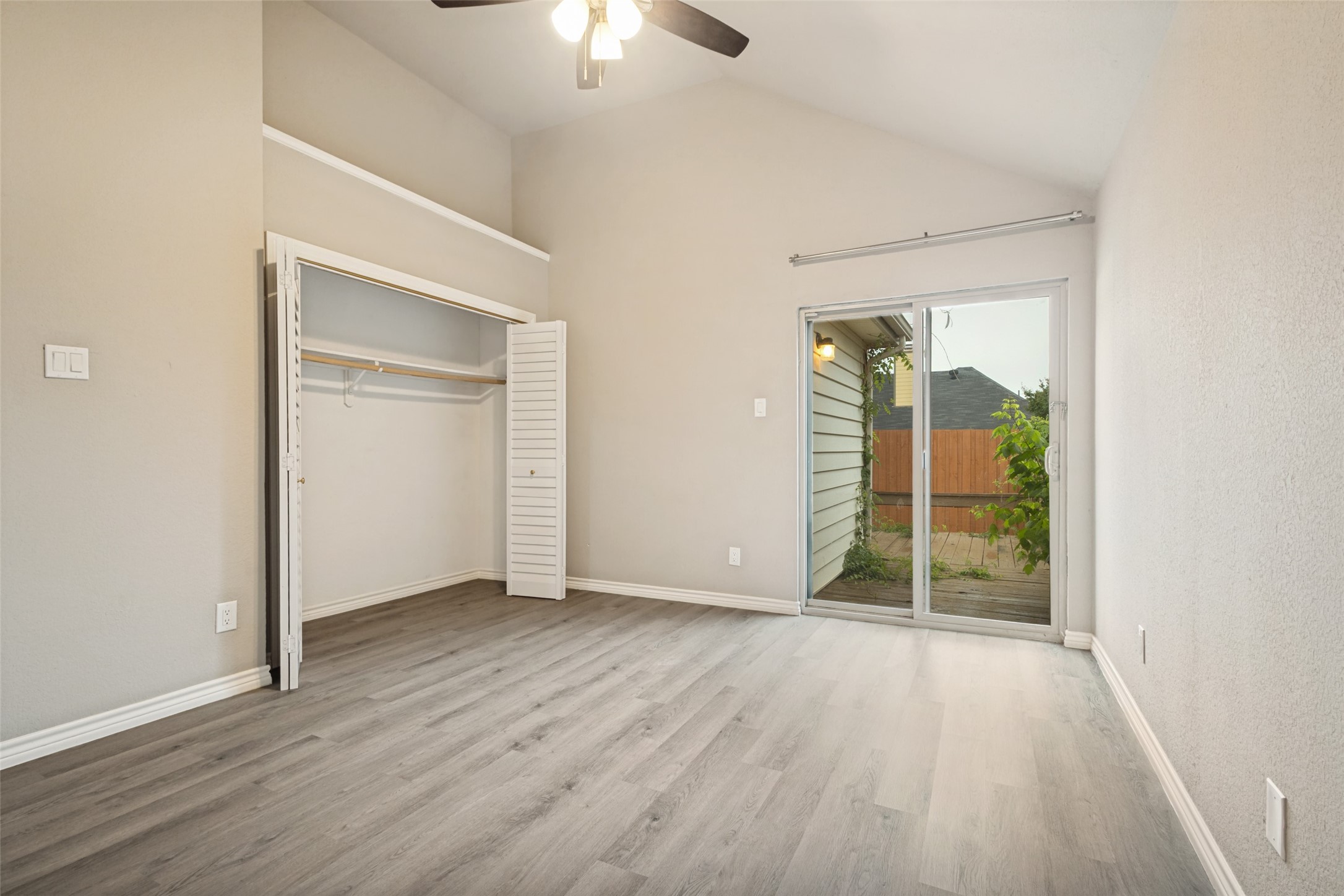945 Ramblewood Drive Lewisville TX 75067