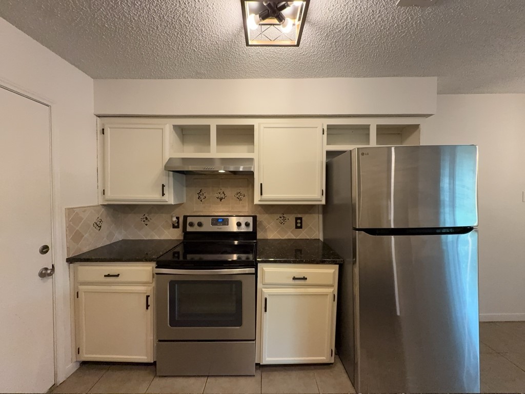 6415 Elm Springs Drive Arlington TX 76001