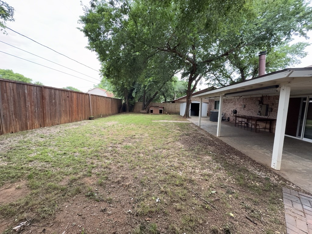 6415 Elm Springs Drive Arlington TX 76001