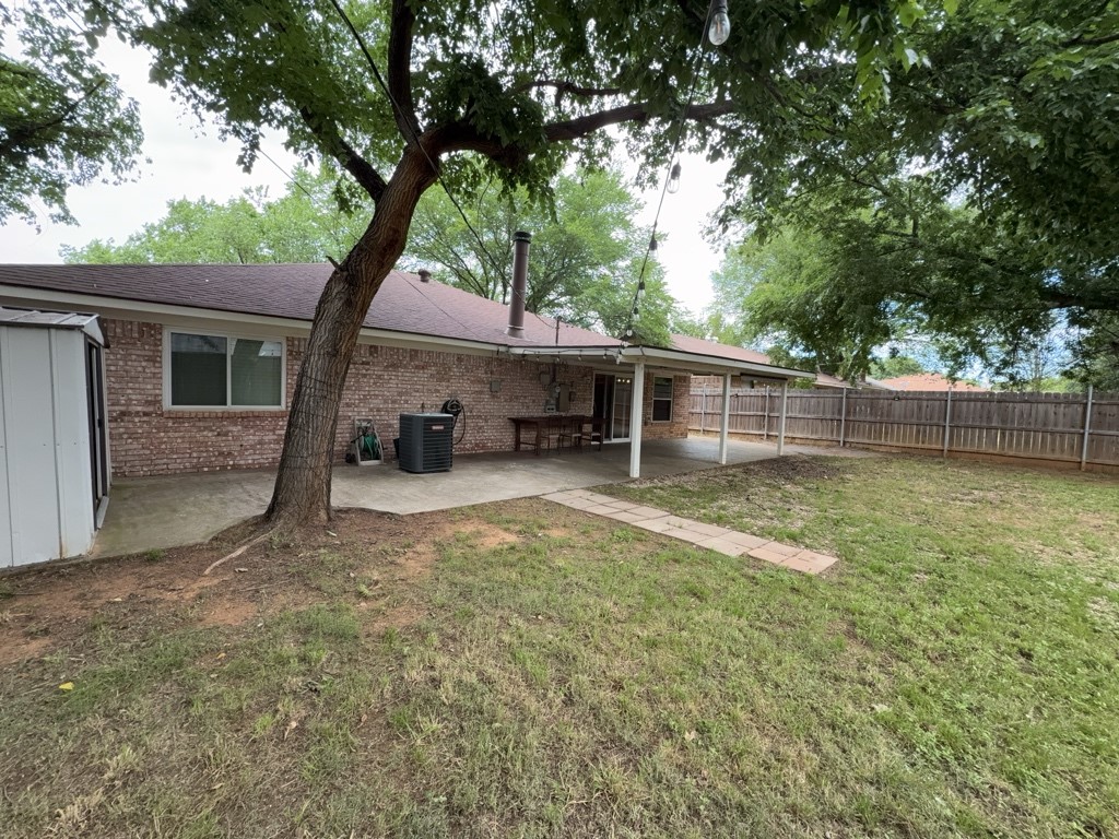 6415 Elm Springs Drive Arlington TX 76001
