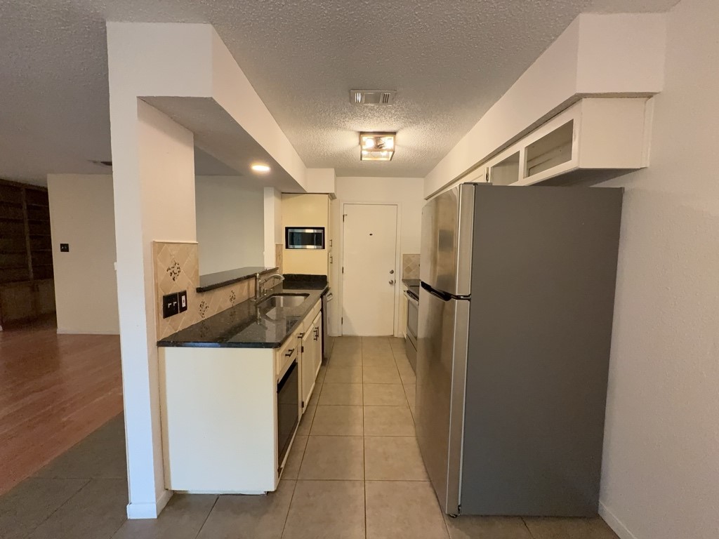 6415 Elm Springs Drive Arlington TX 76001