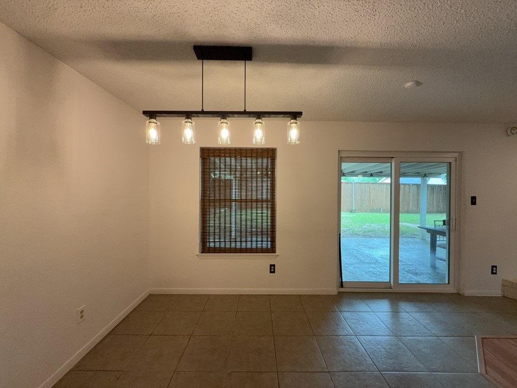 6415 Elm Springs Drive Arlington TX 76001