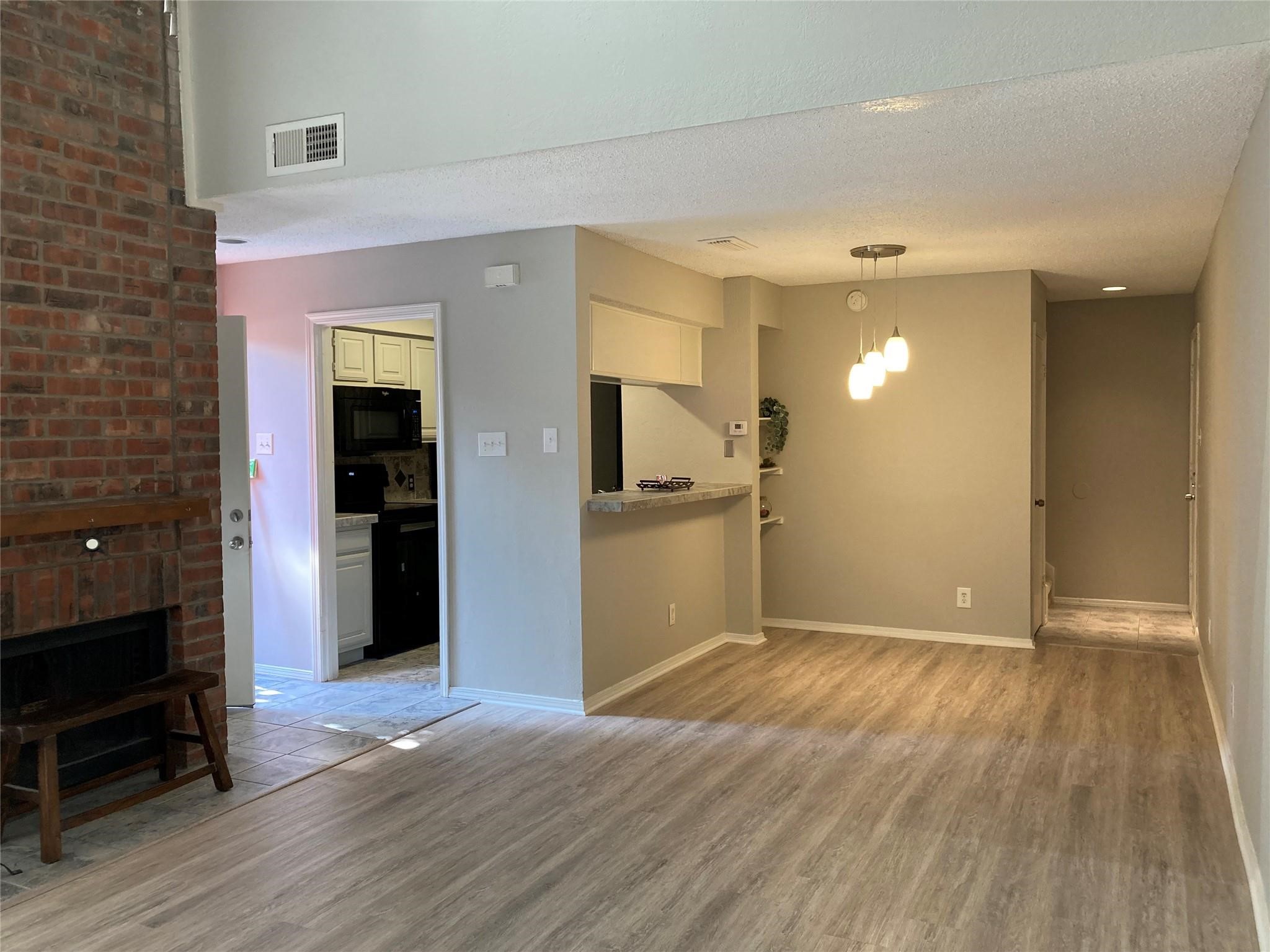 18240 Midway Road Dallas TX 75287