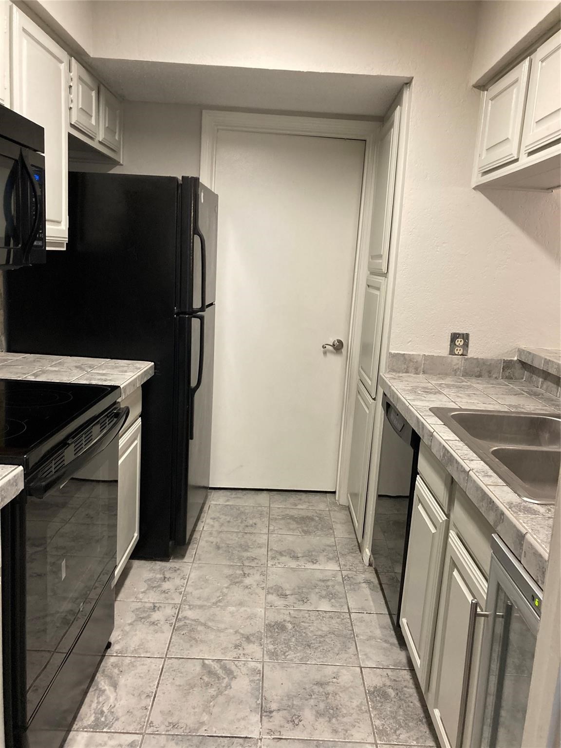 18240 Midway Road Dallas TX 75287