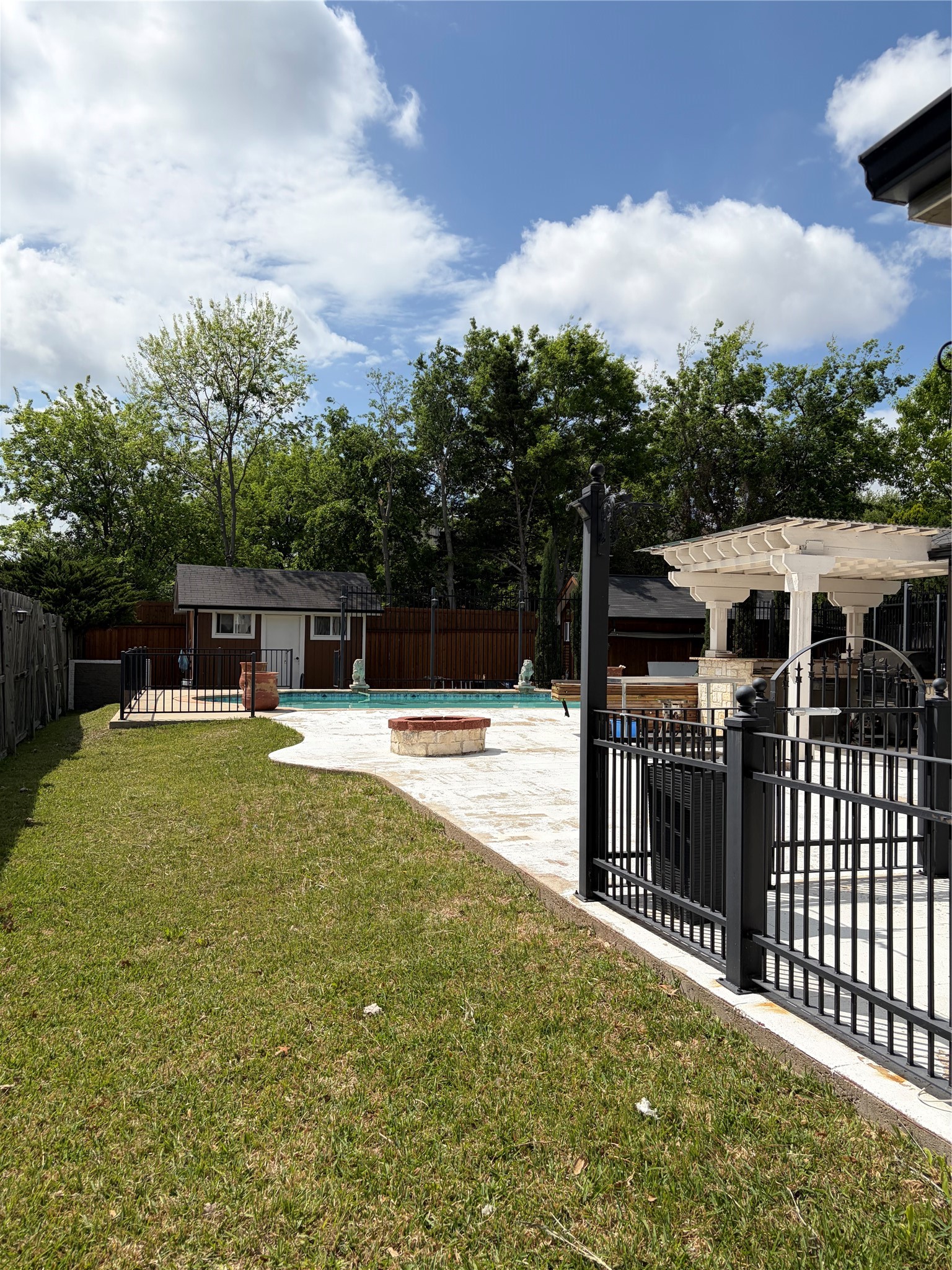 1902 High Meadow Drive Garland TX 75040