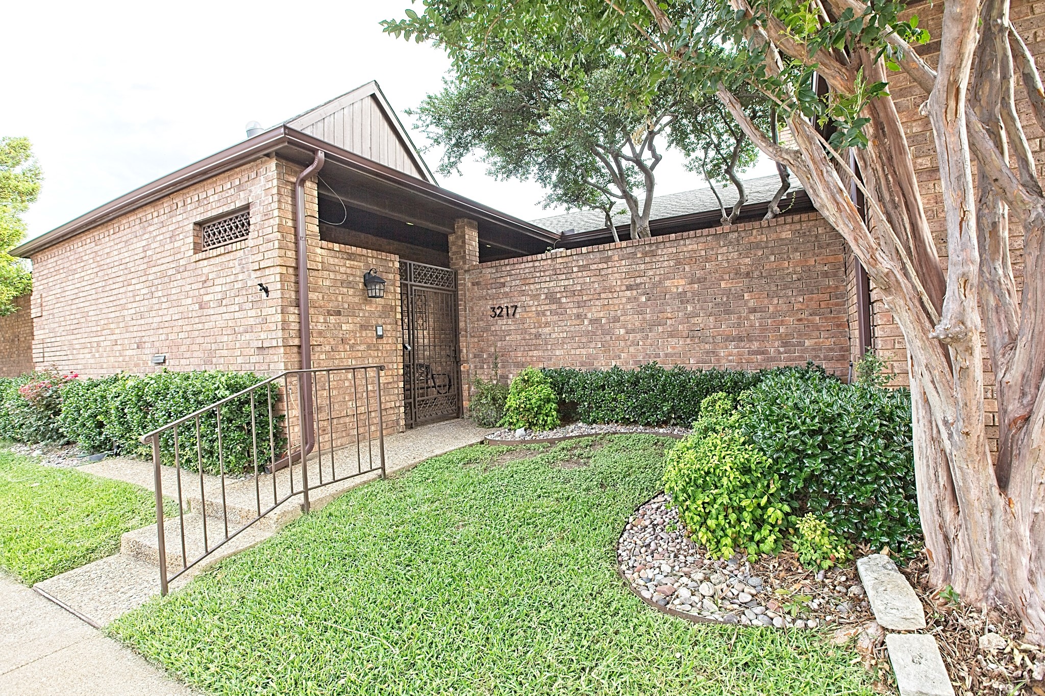 3217 Squireswood Drive Carrollton TX 75006