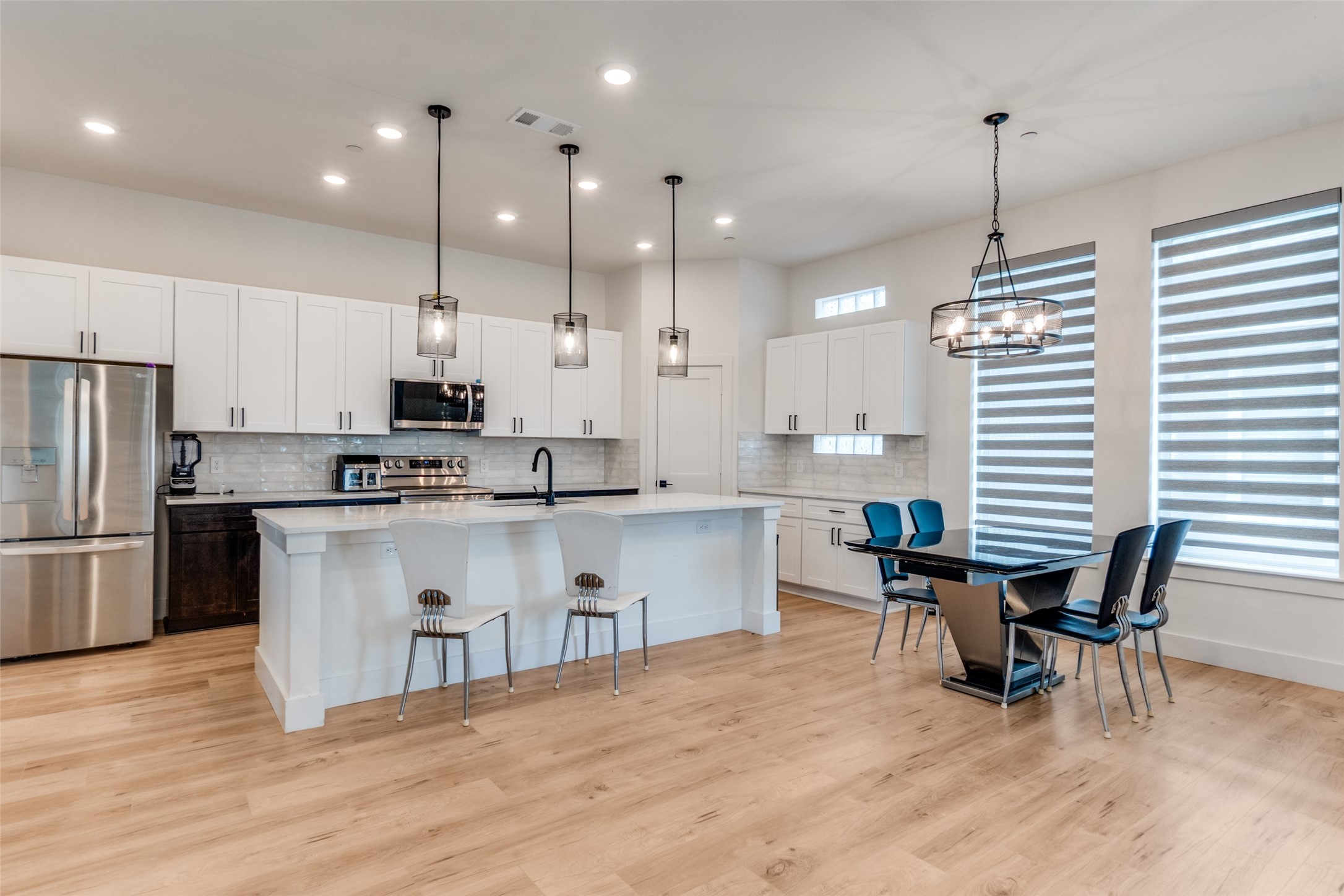 2134 Shea Road Dallas TX 75235