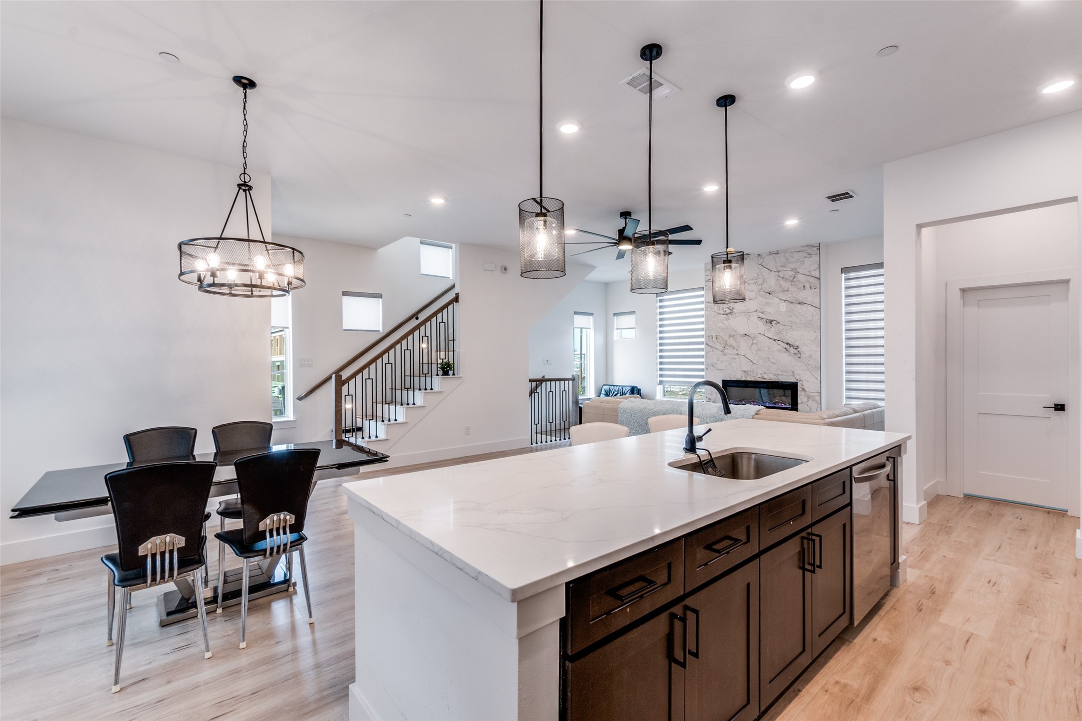 2134 Shea Road Dallas TX 75235