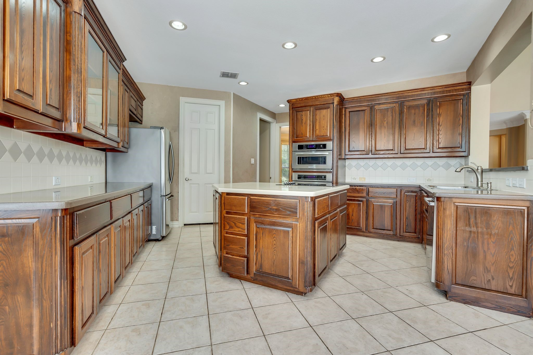 1341 Montgomery Lane Southlake TX 76092