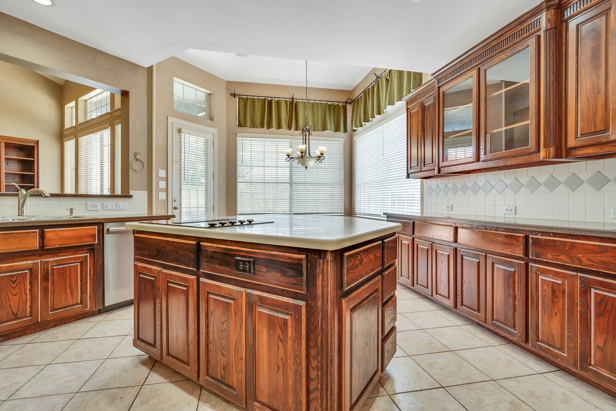 1341 Montgomery Lane Southlake TX 76092