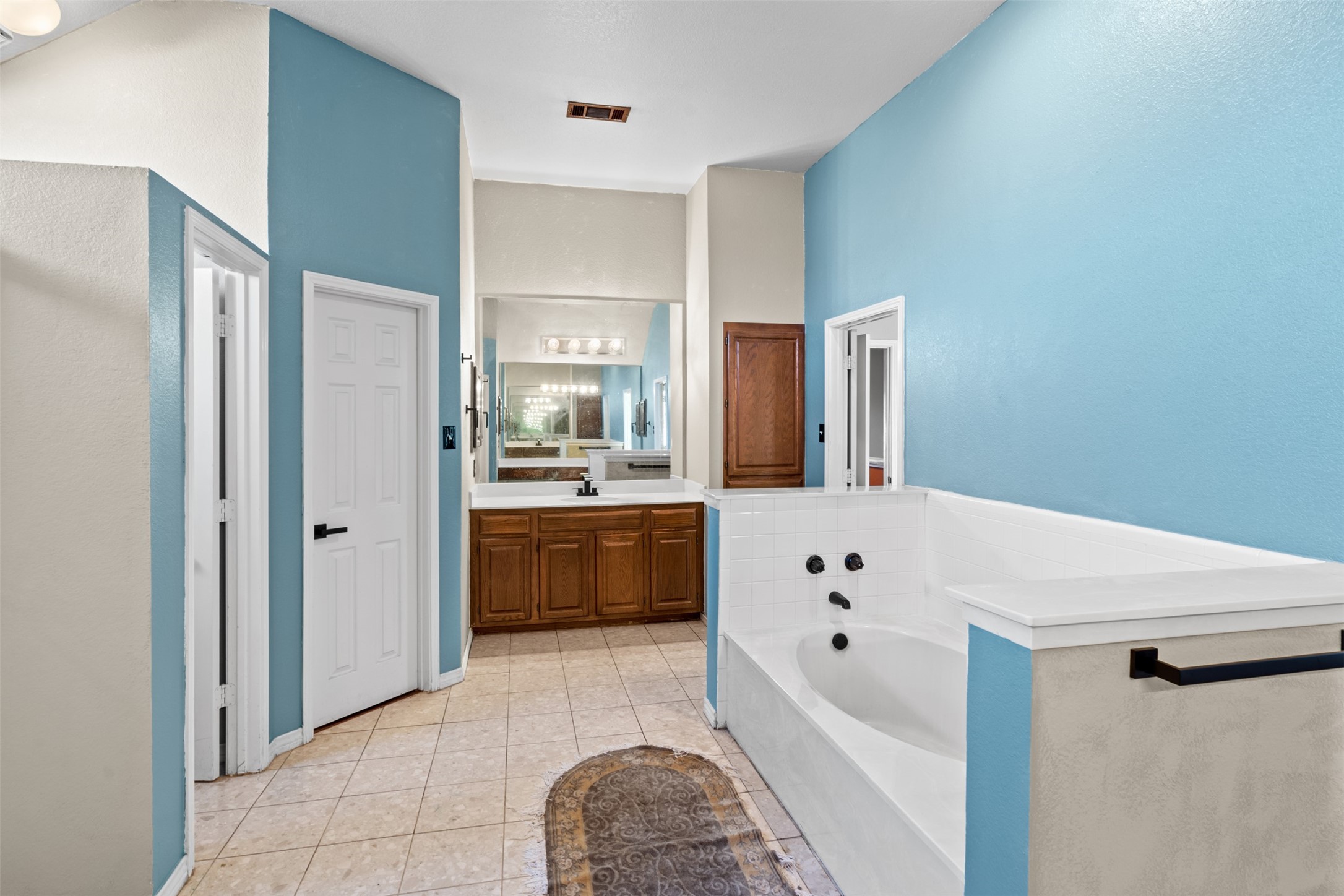 2713 Water Oak Drive Grand Prairie TX 75052