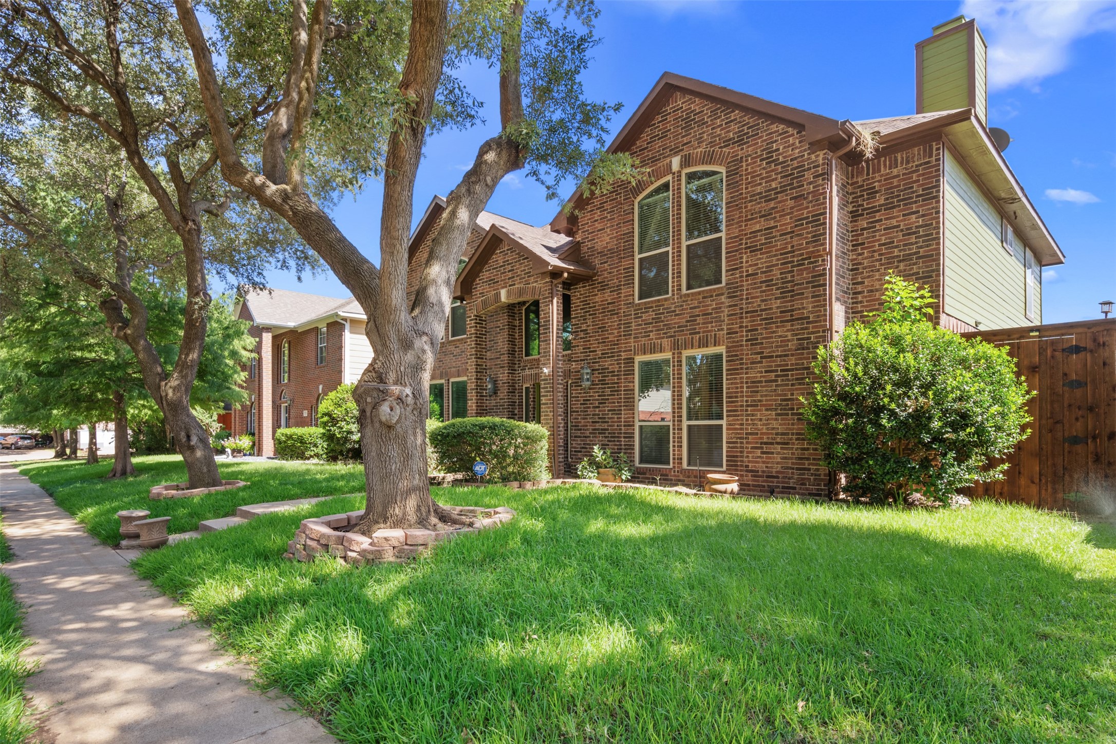 2713 Water Oak Drive Grand Prairie TX 75052