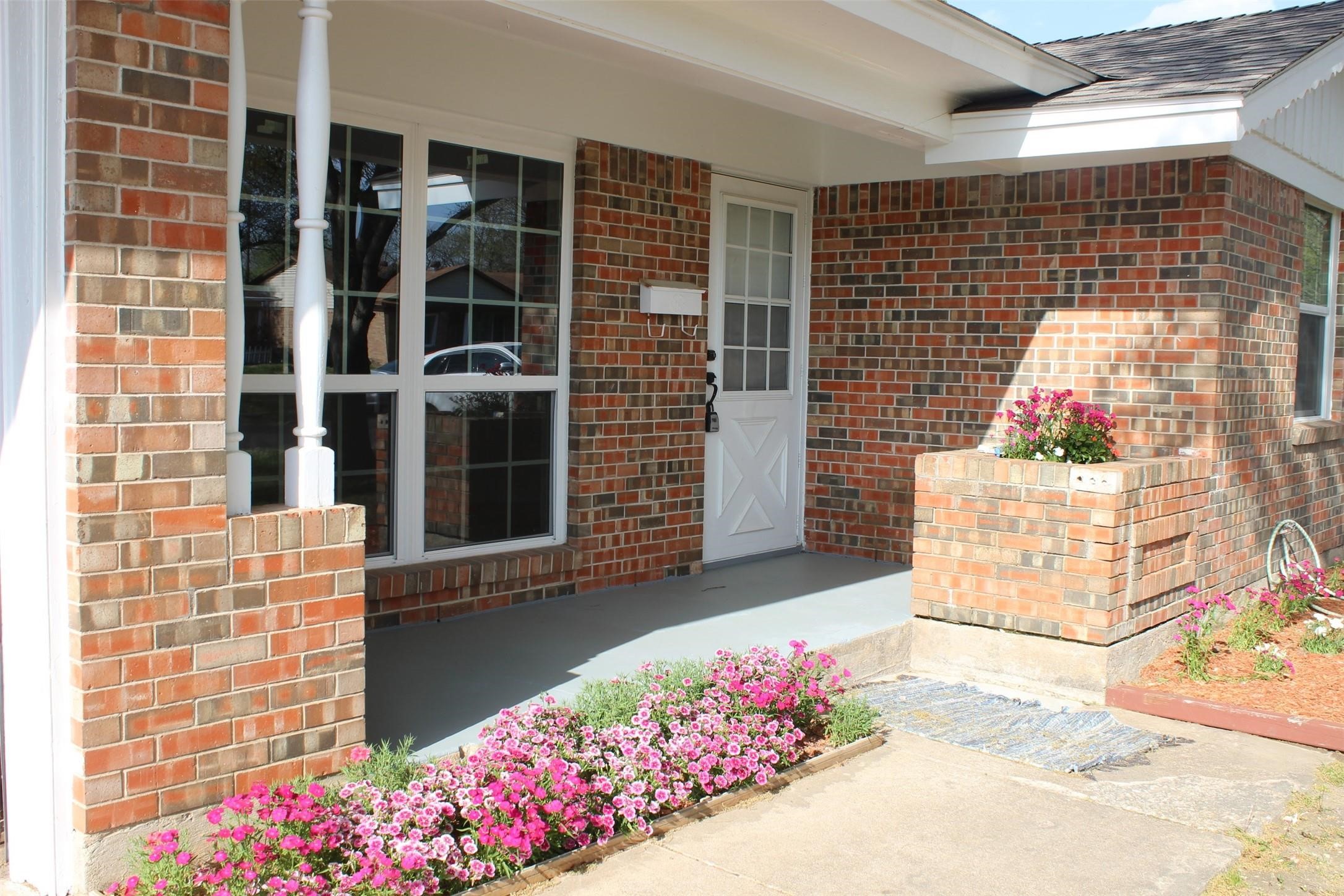 1807 W Scott Street Sherman TX 75092