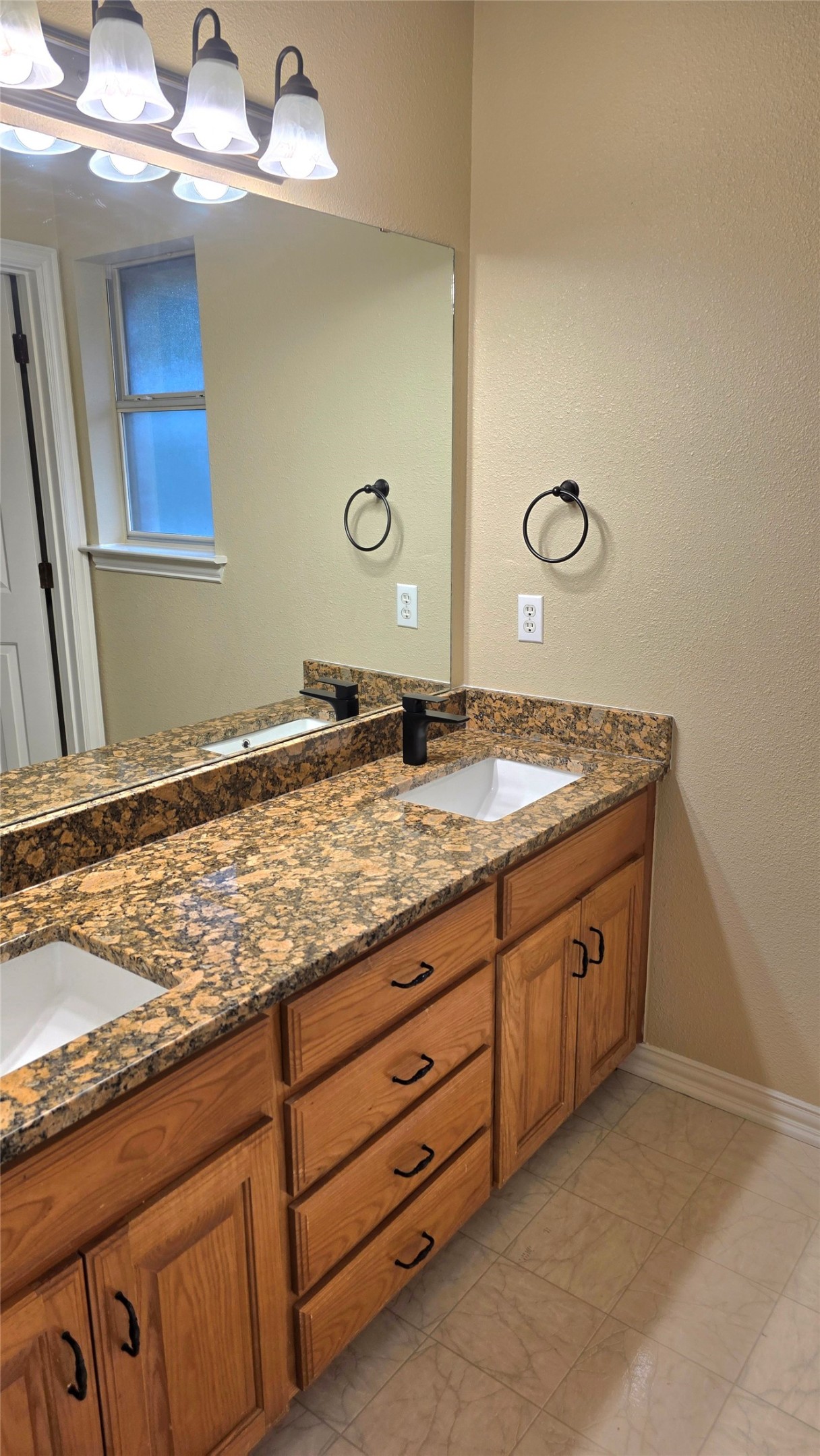 646 W Park Drive Keller TX 76248