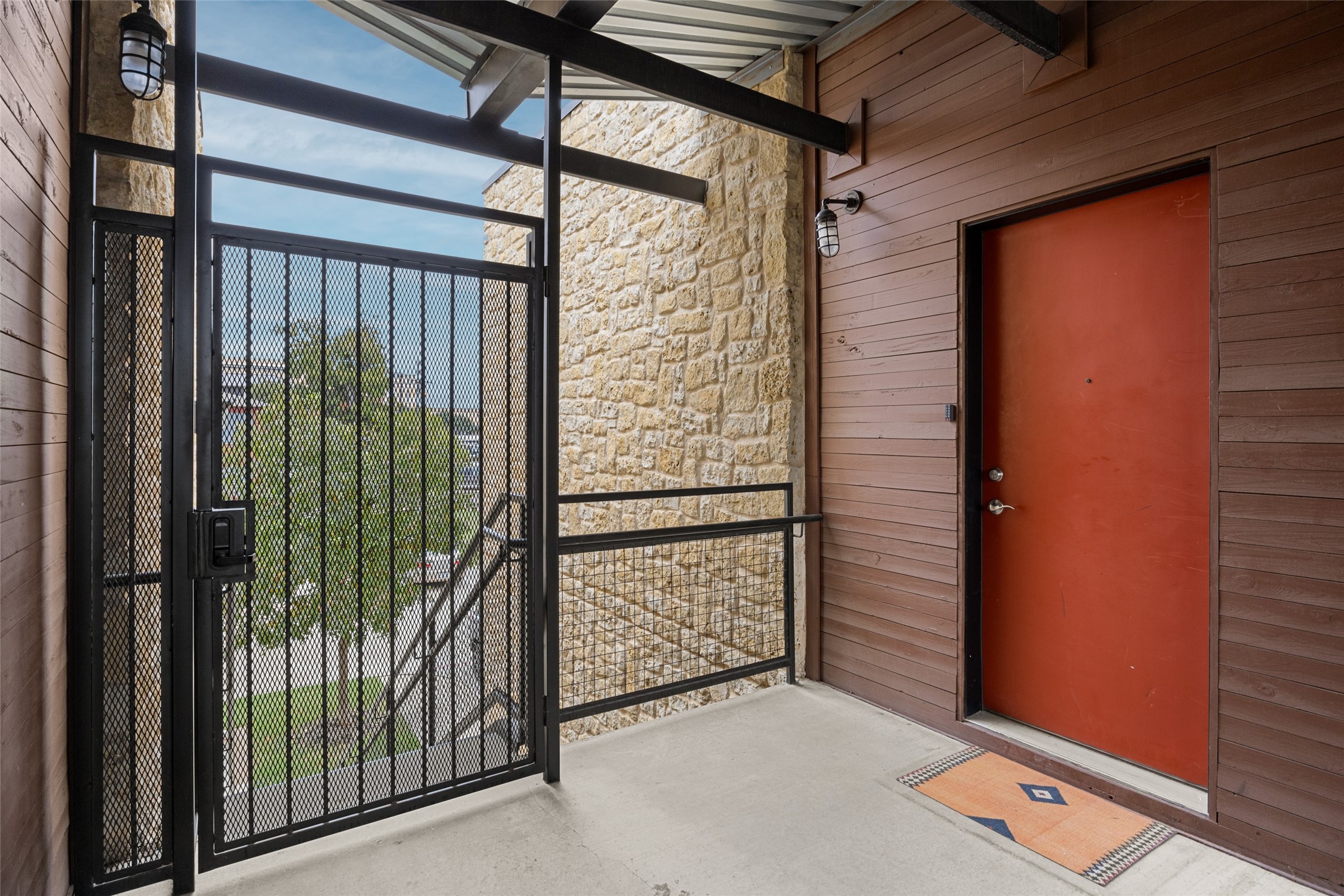 1125 S Jennings Avenue Fort Worth TX 76104