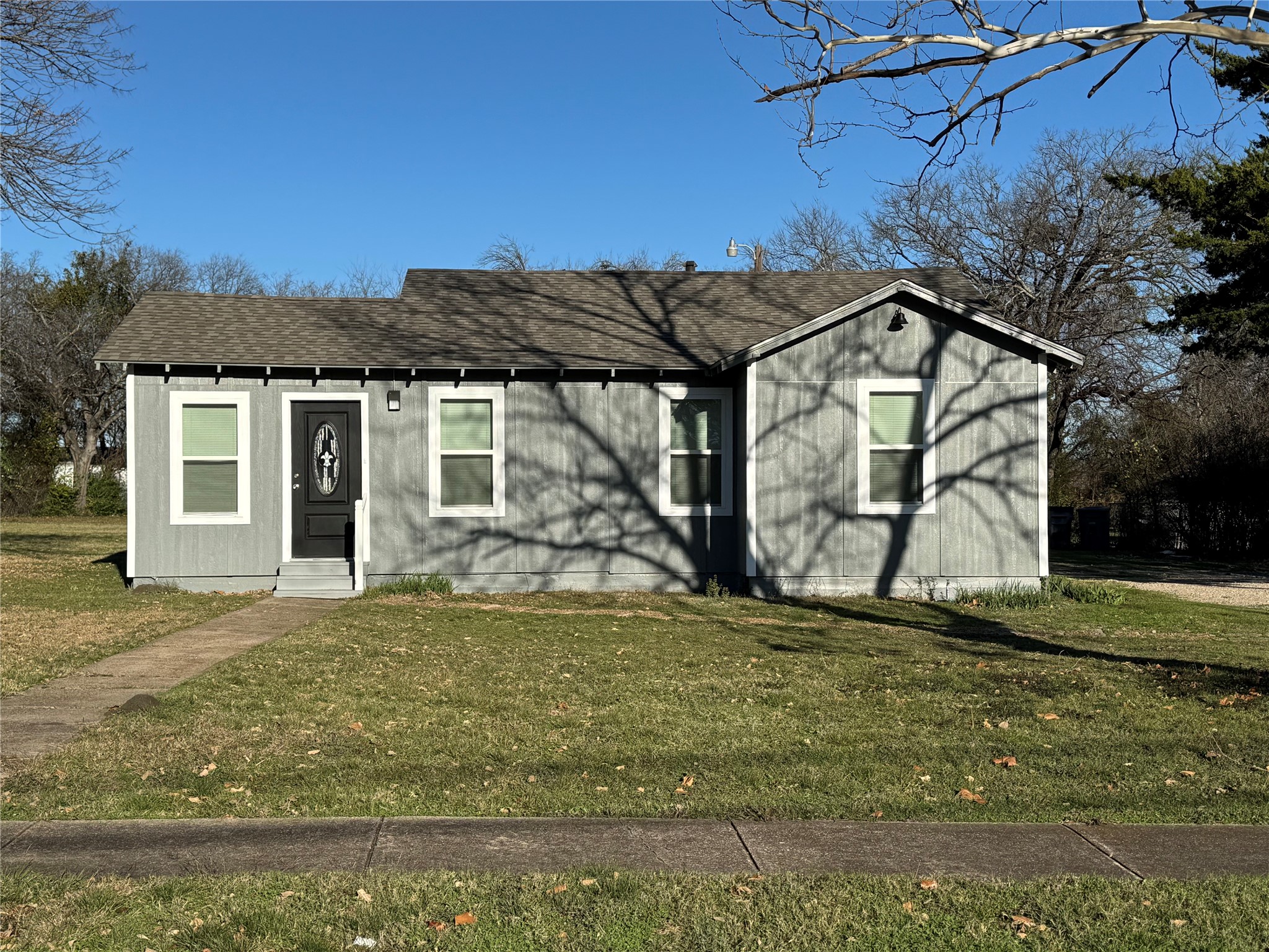 2529 Morgan Drive Dallas TX 75241