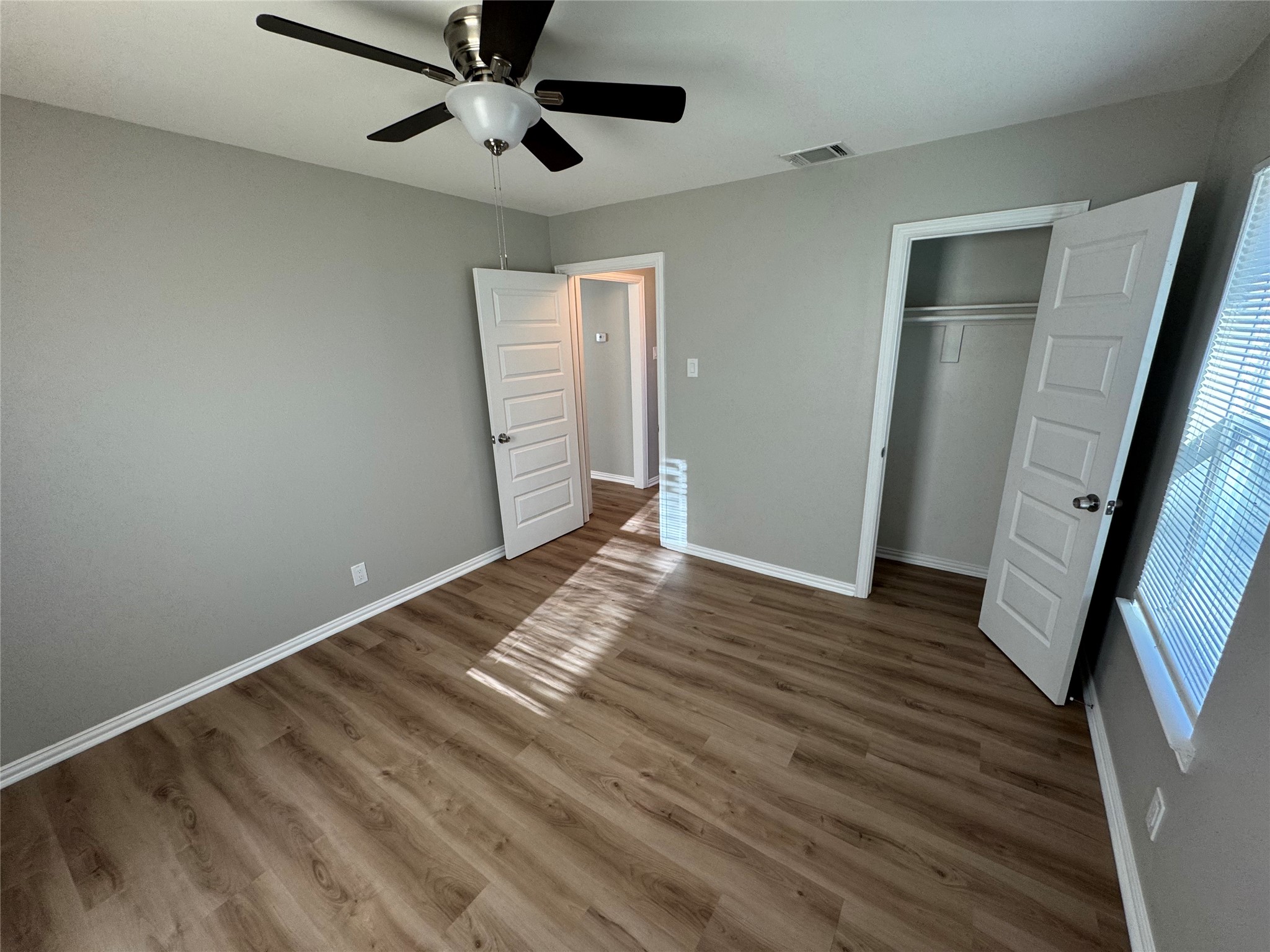 2529 Morgan Drive Dallas TX 75241