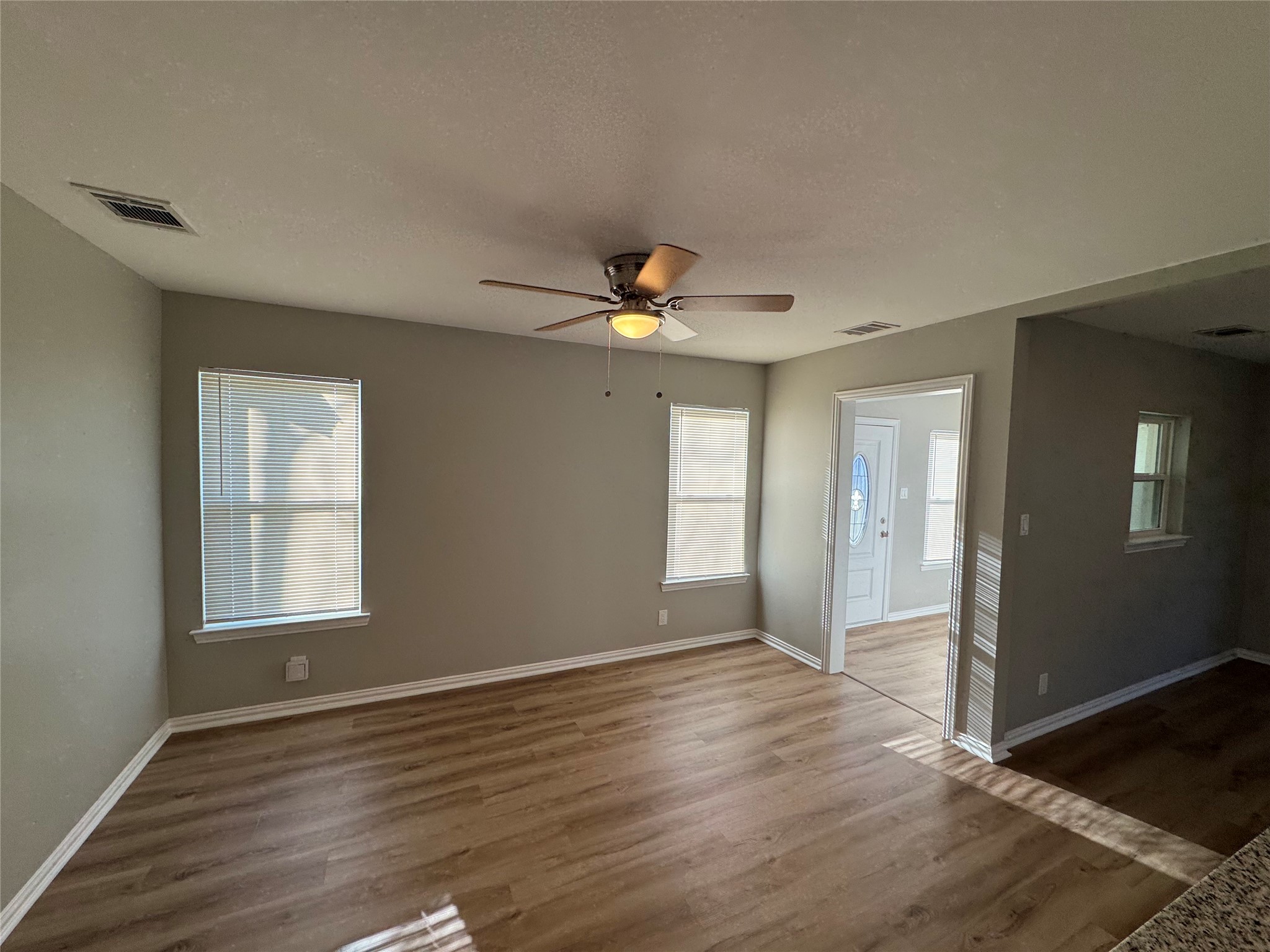 2529 Morgan Drive Dallas TX 75241