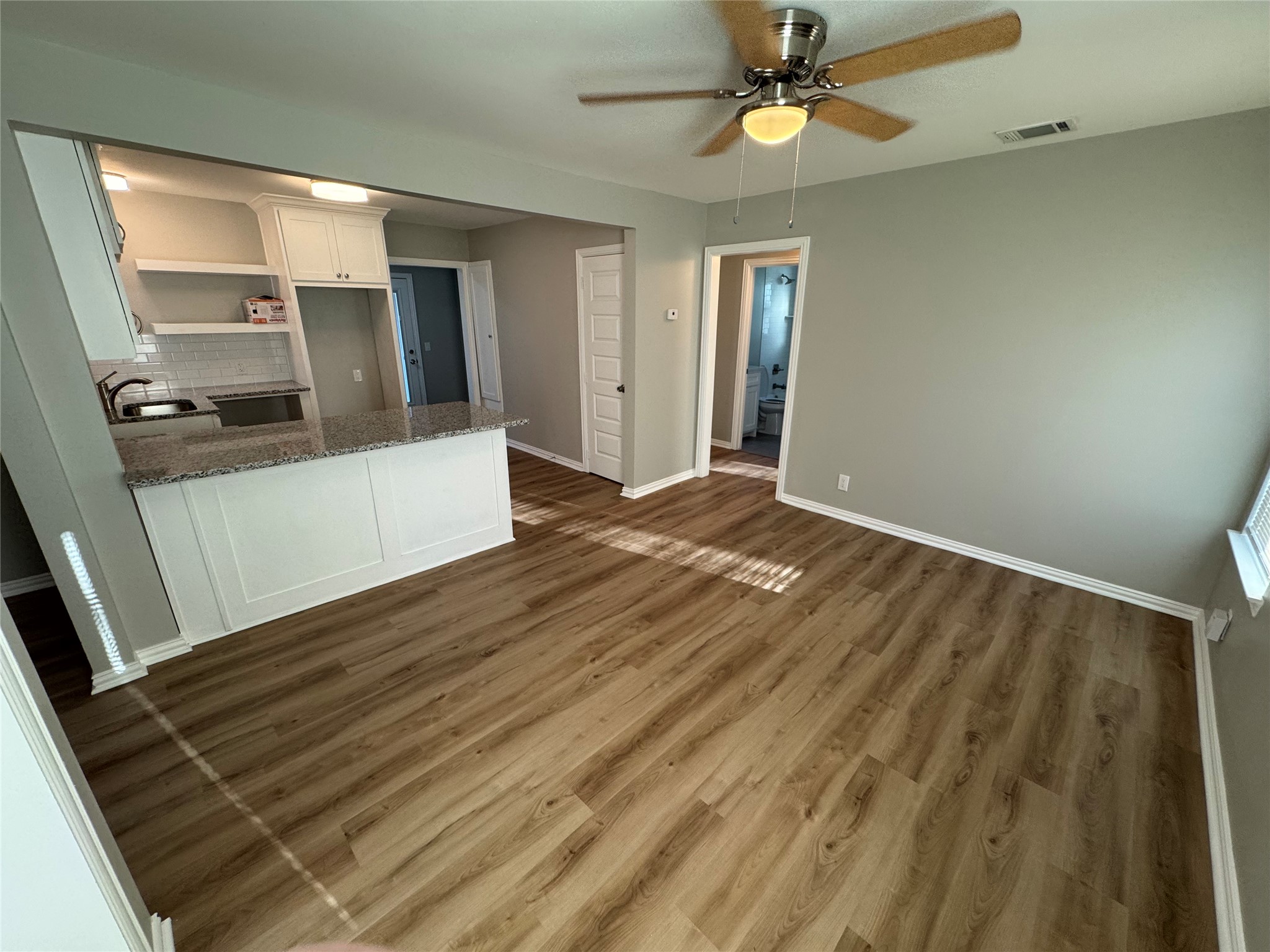 2529 Morgan Drive Dallas TX 75241