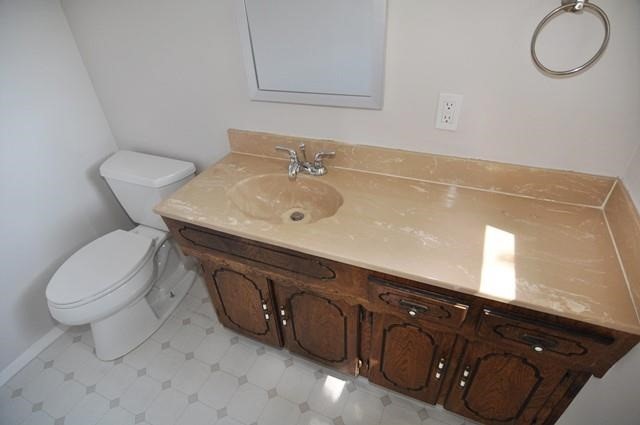 402 E Carolyn Drive Garland TX 75041