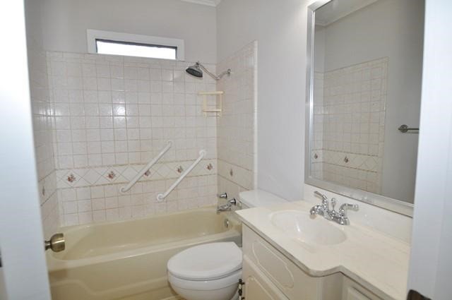 402 E Carolyn Drive Garland TX 75041