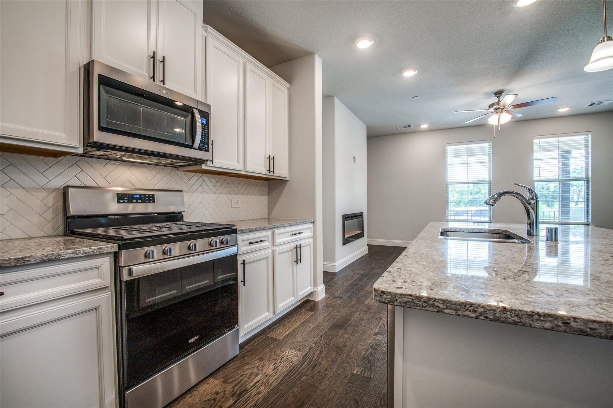 7813 Sunset Boulevard Rowlett TX 75088