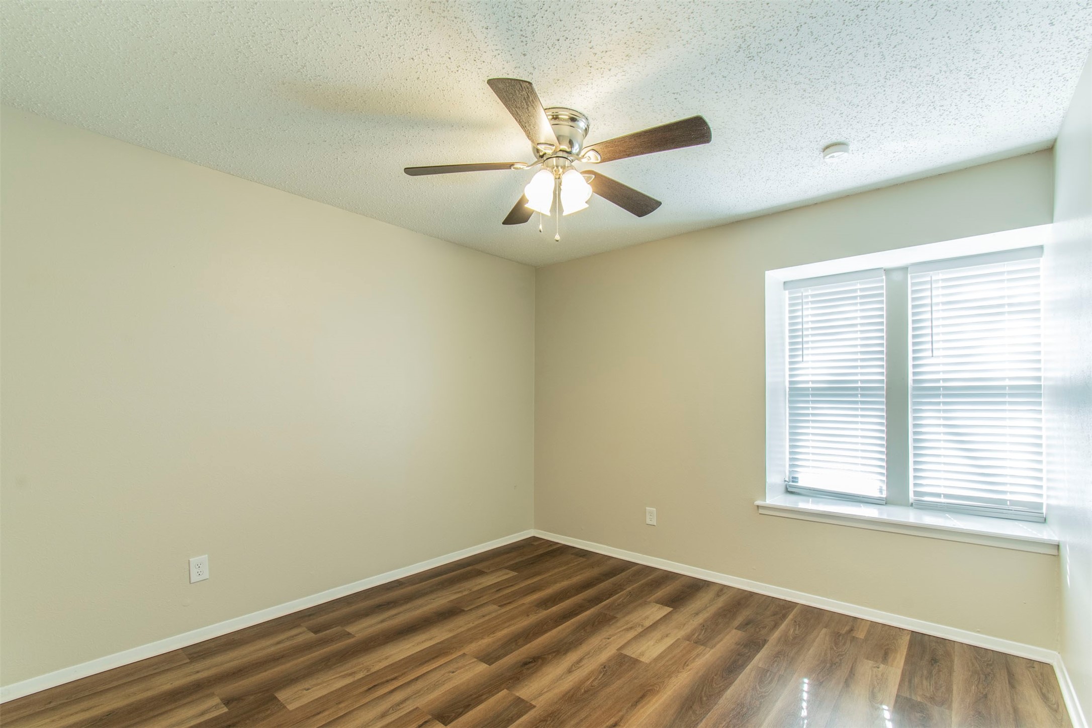 213 Melinda Drive Mesquite TX 75149