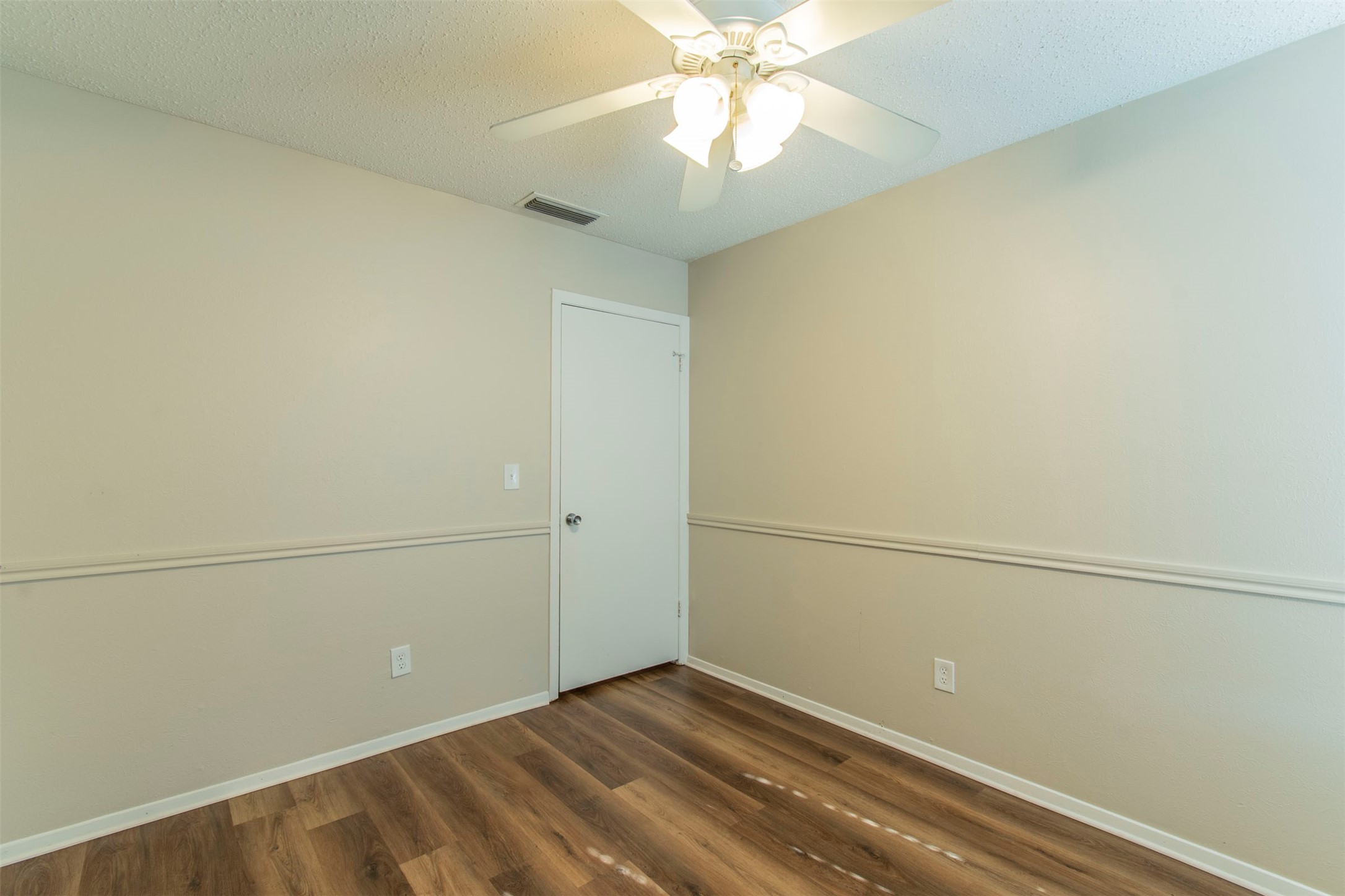 213 Melinda Drive Mesquite TX 75149