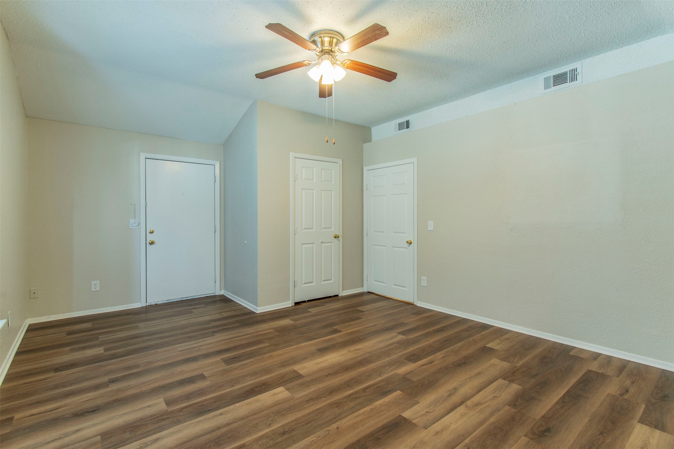 213 Melinda Drive Mesquite TX 75149