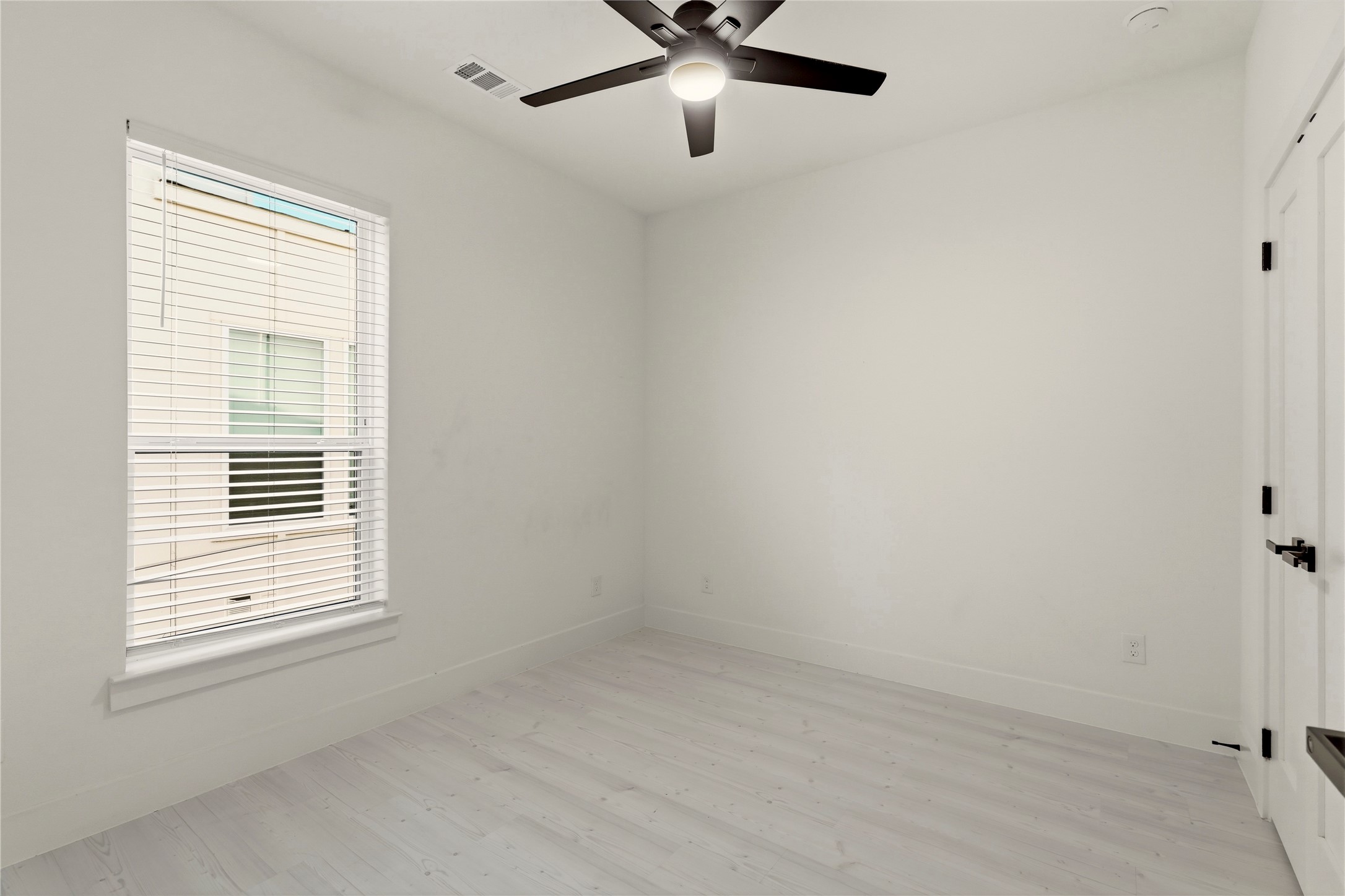 7207 Mohawk Drive Dallas TX 75235