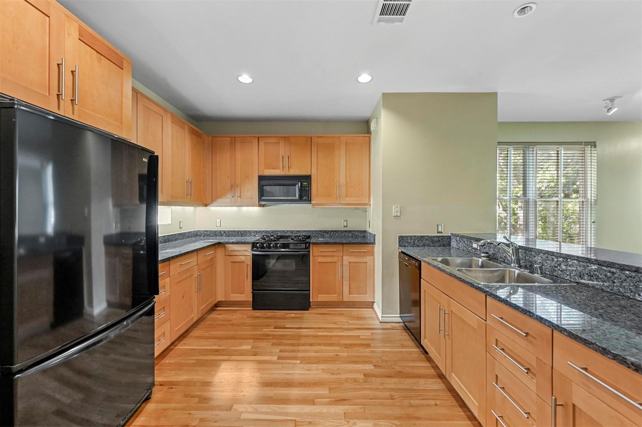 3250 Cambrick Street Dallas TX 75204