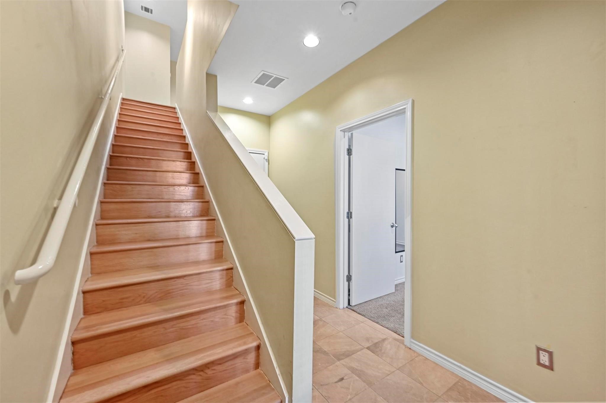 3250 Cambrick Street Dallas TX 75204