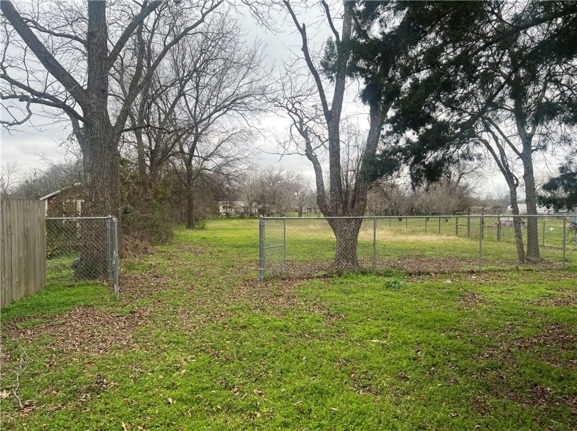 3309 S 3rd Street Waco TX 76706
