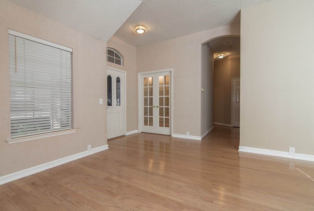 10212 Waters Drive Irving TX 75063
