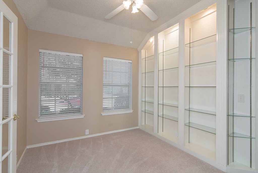 10212 Waters Drive Irving TX 75063