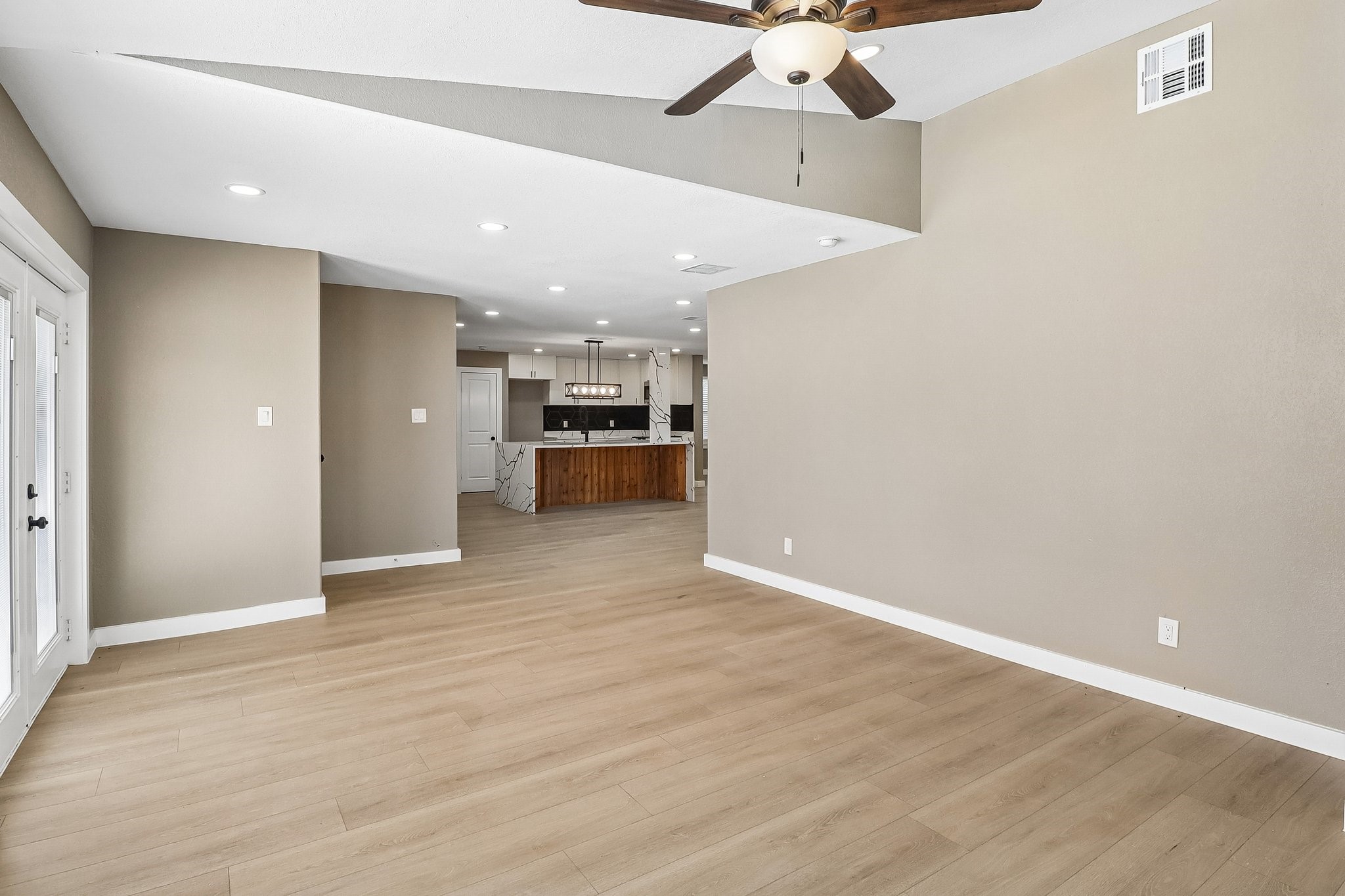 10711 Cromwell Drive Dallas TX 75229
